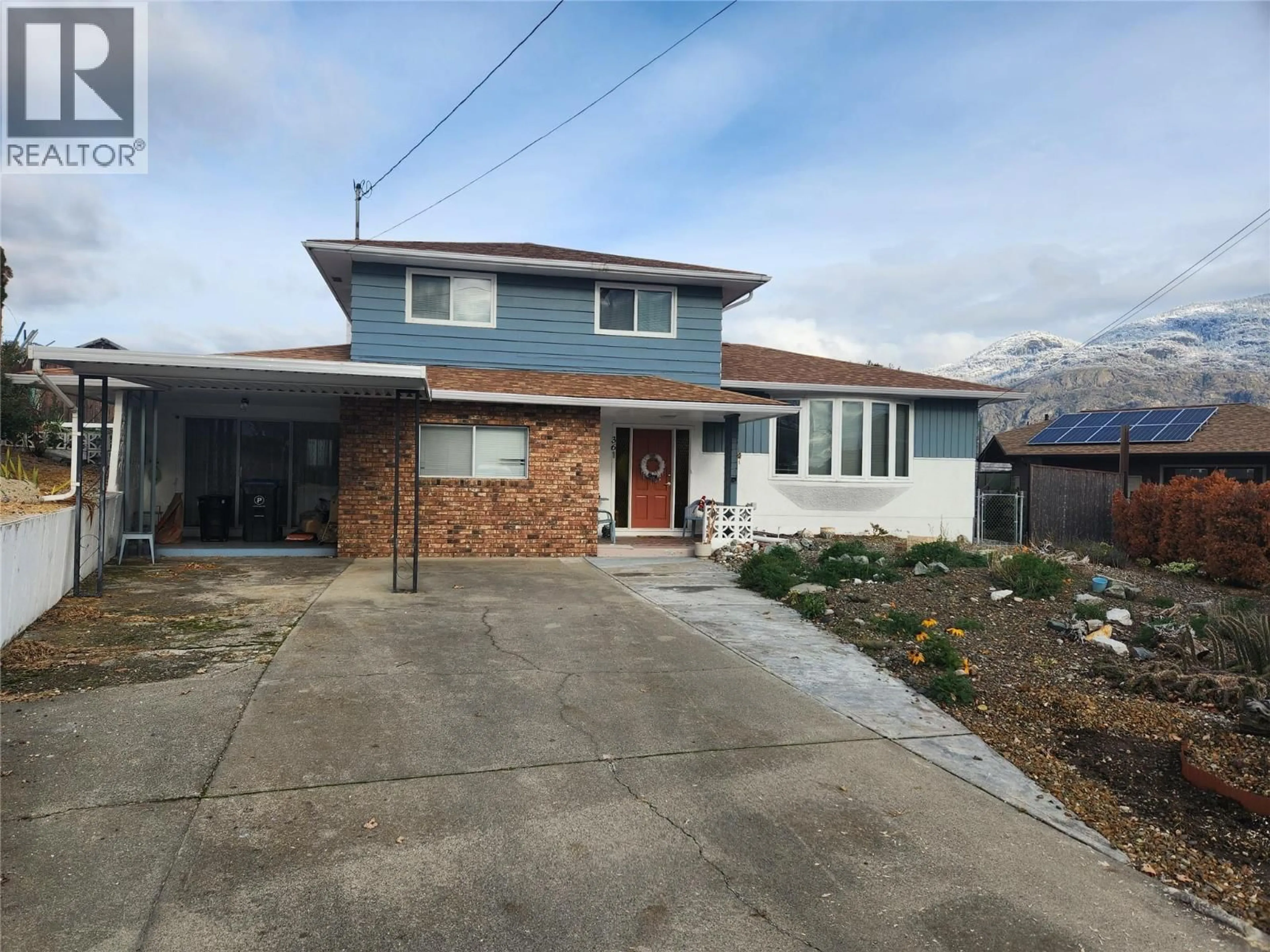 A pic from outside/outdoor area/front of a property/back of a property/a pic from drone, street for 36 FINCH CRESCENT, Osoyoos British Columbia V0H1V0