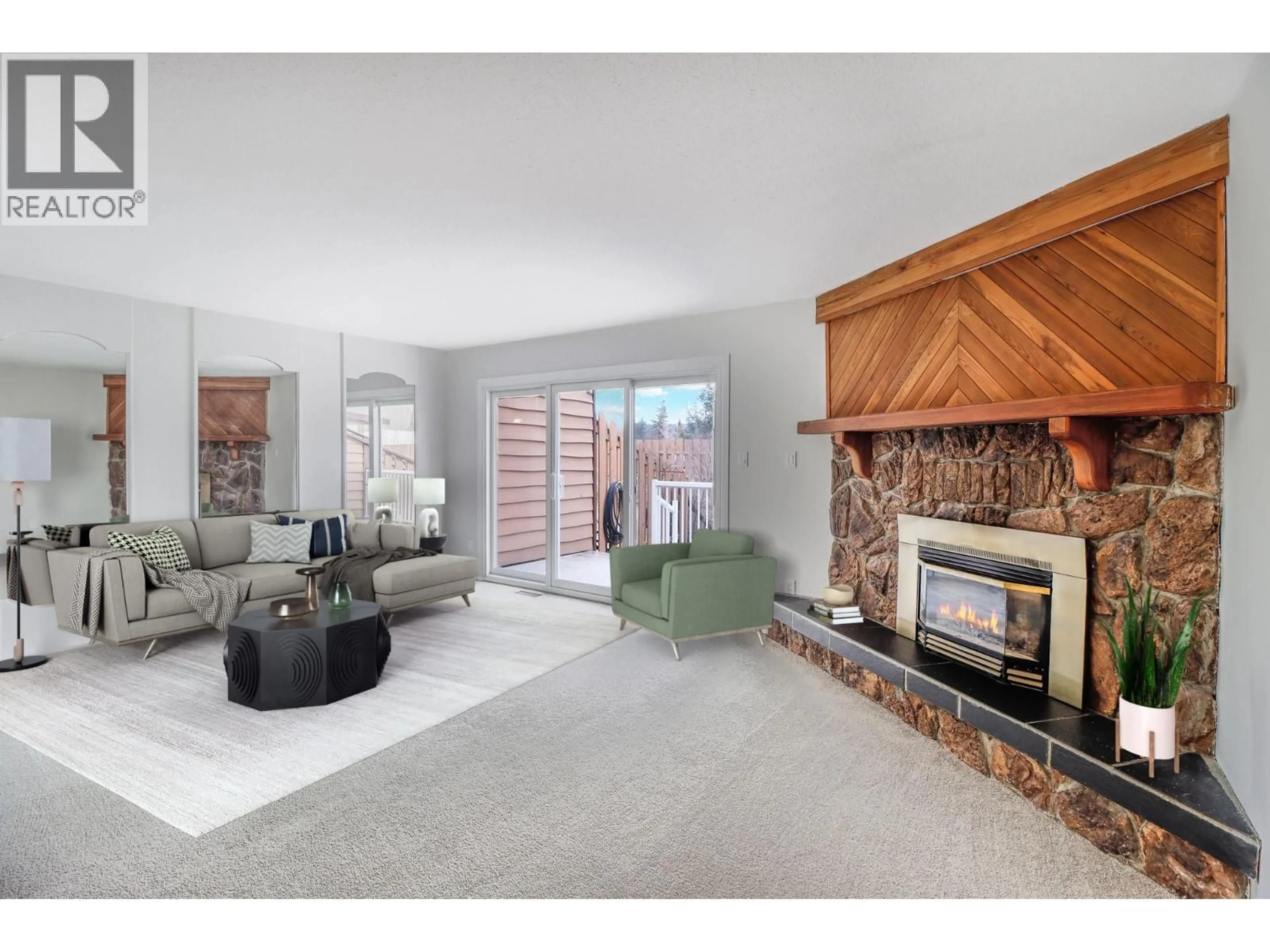 Living room with furniture, unknown for 513 20TH AVENUE SOUTH, Cranbrook British Columbia V1C5X7