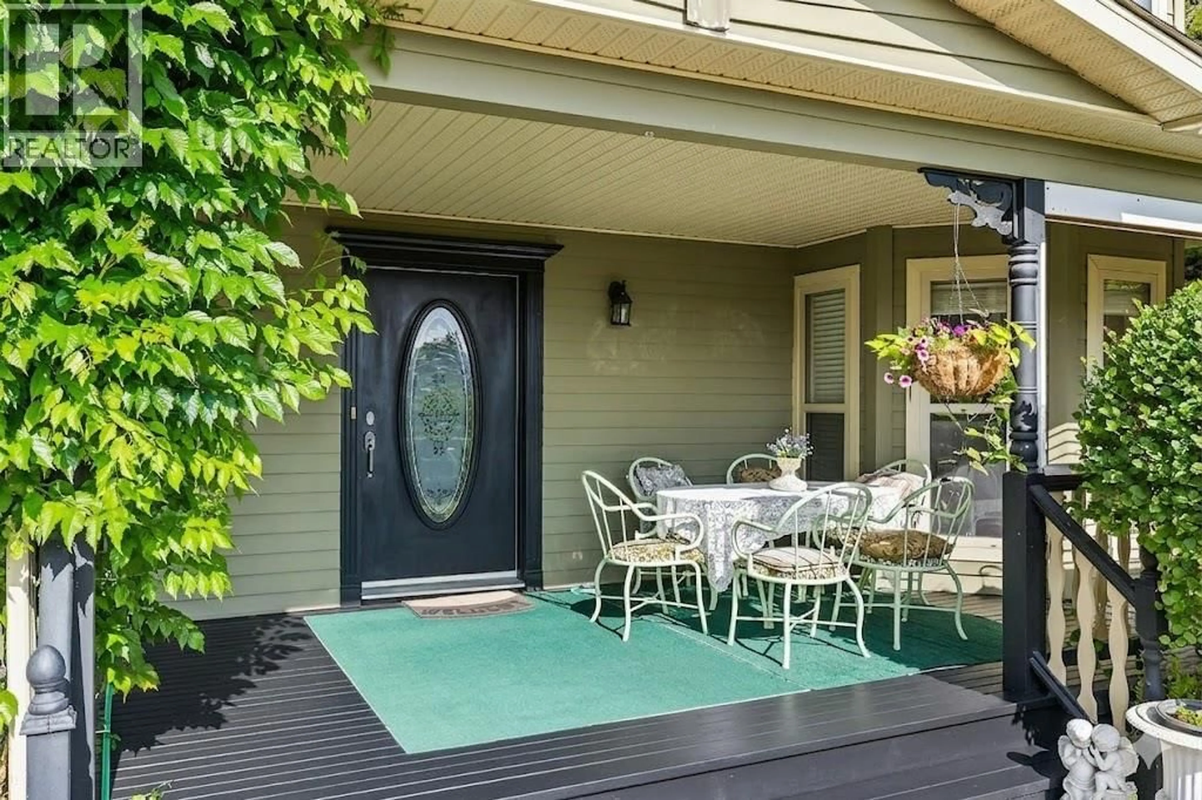 Patio, street for 1282 LAKEVIEW COVE PLACE, West Kelowna British Columbia V1Z3P6