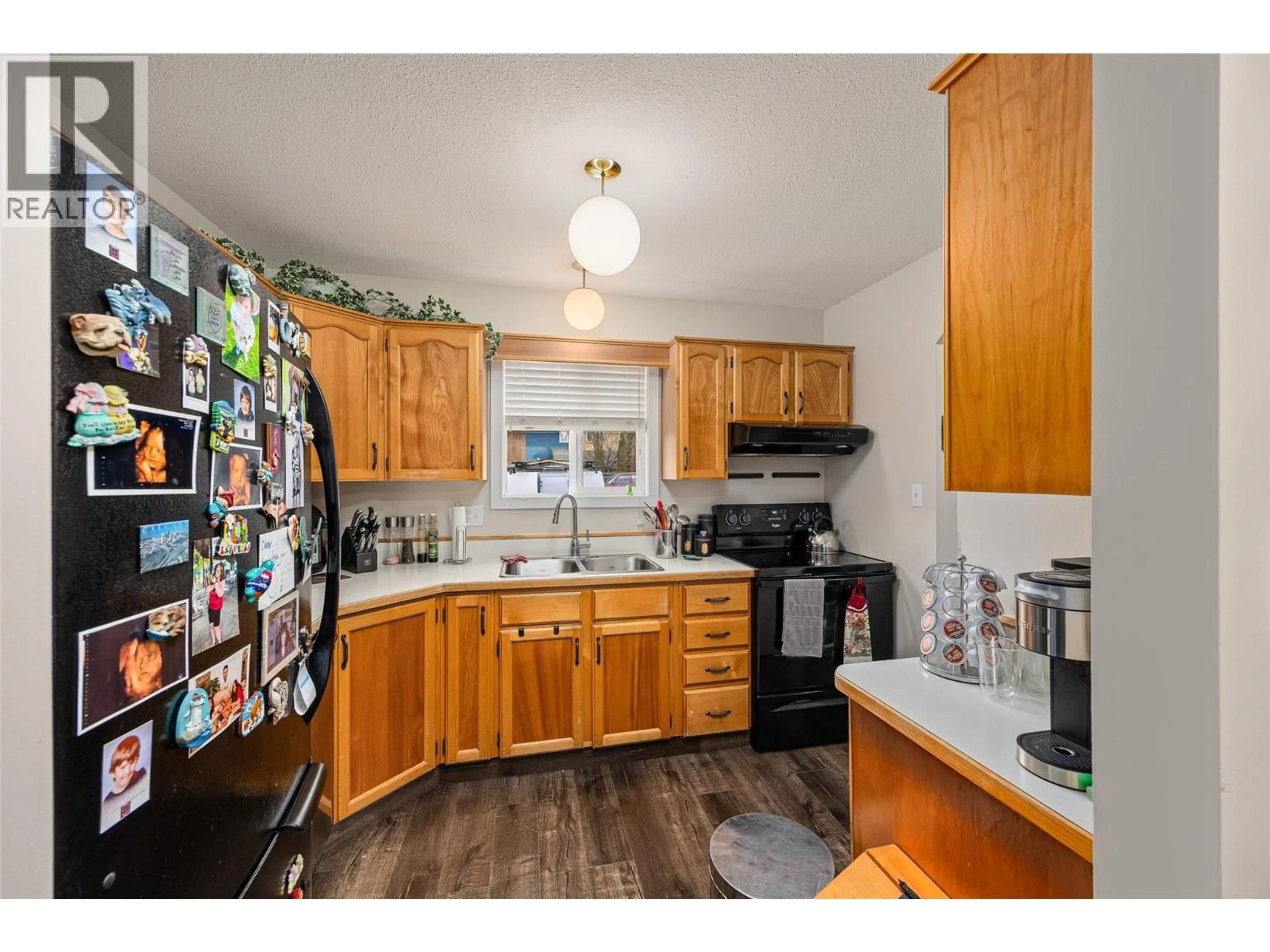 Standard kitchen, unknown for 104 - 970 OAKVILLE STREET, Penticton British Columbia V2A8J6