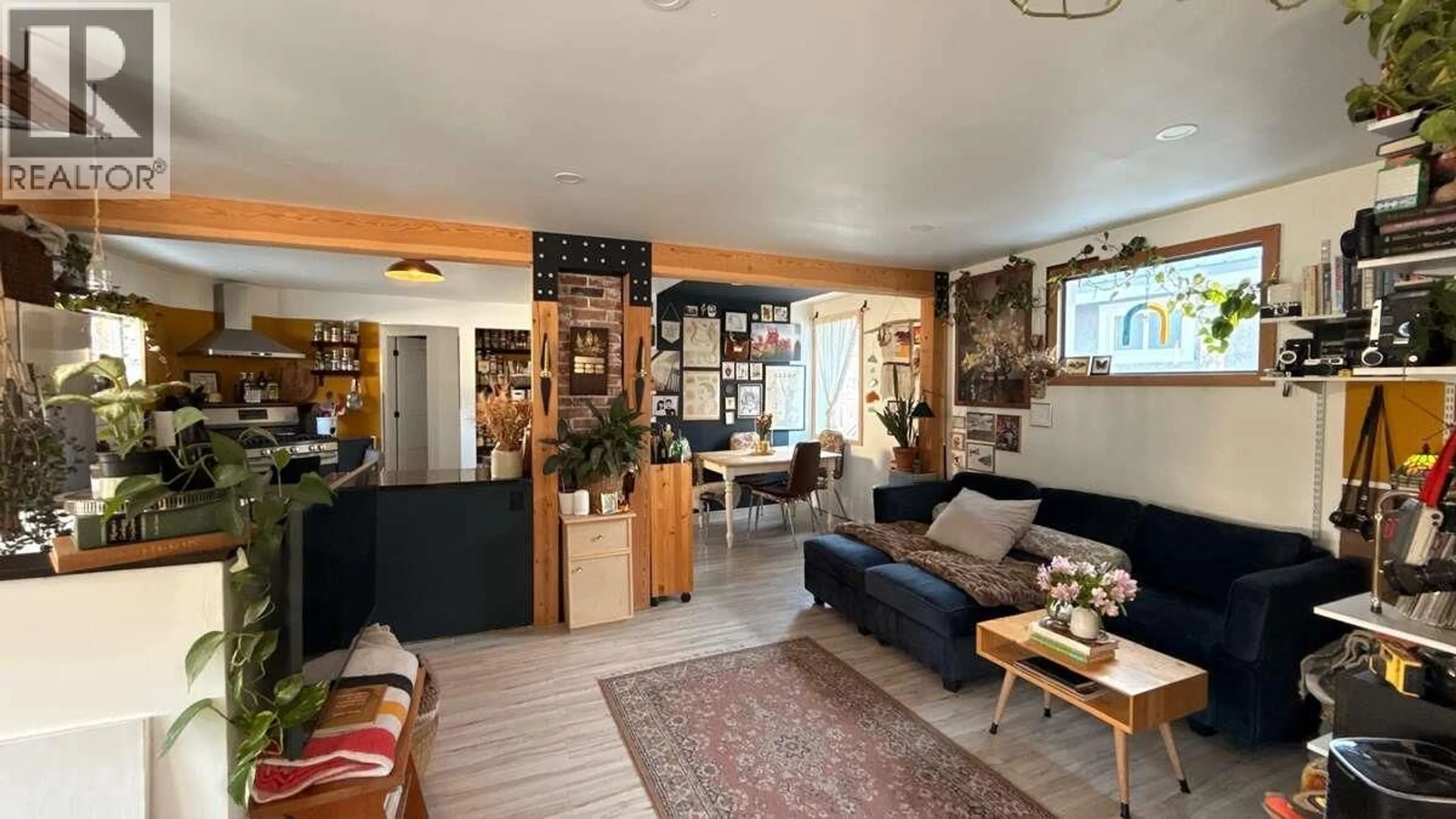 Living room with furniture, unknown for 570 BEALE AVENUE, Kimberley British Columbia V1A2A7