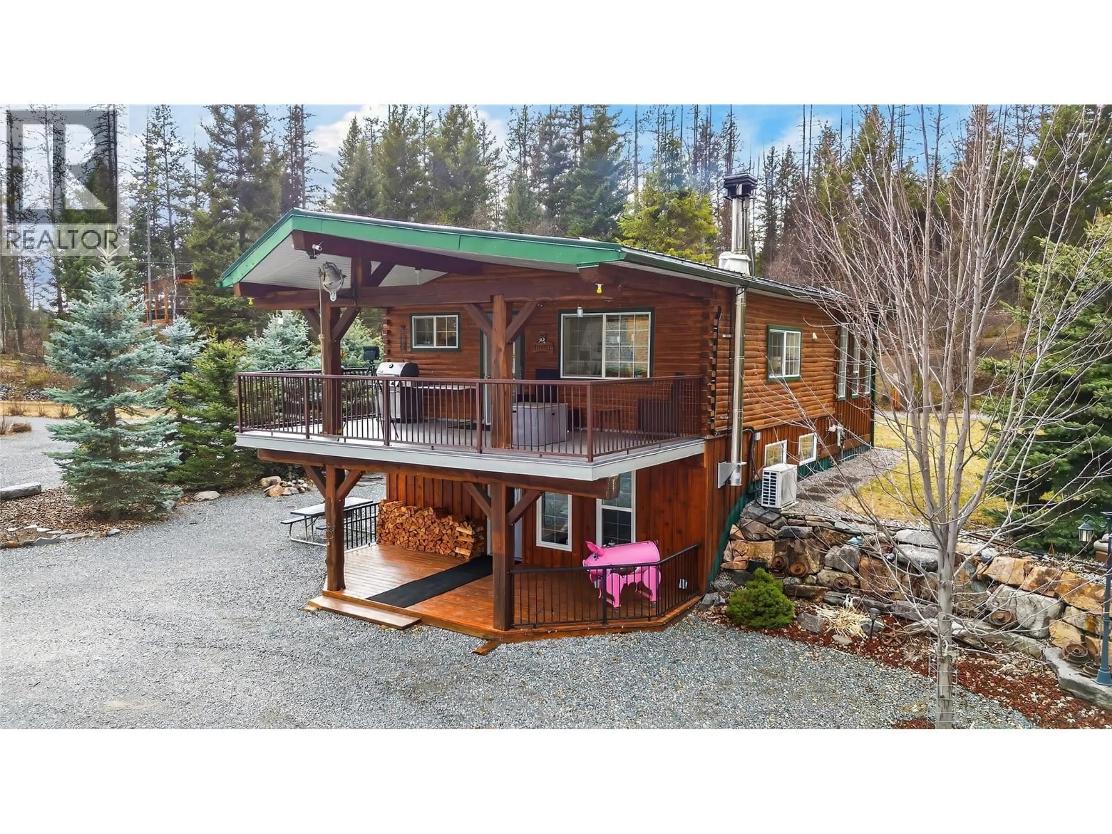 A pic from outside/outdoor area/front of a property/back of a property/a pic from drone, unknown for 6206 TIE LAKE SHORE N ROAD, Jaffray British Columbia V0B1T0