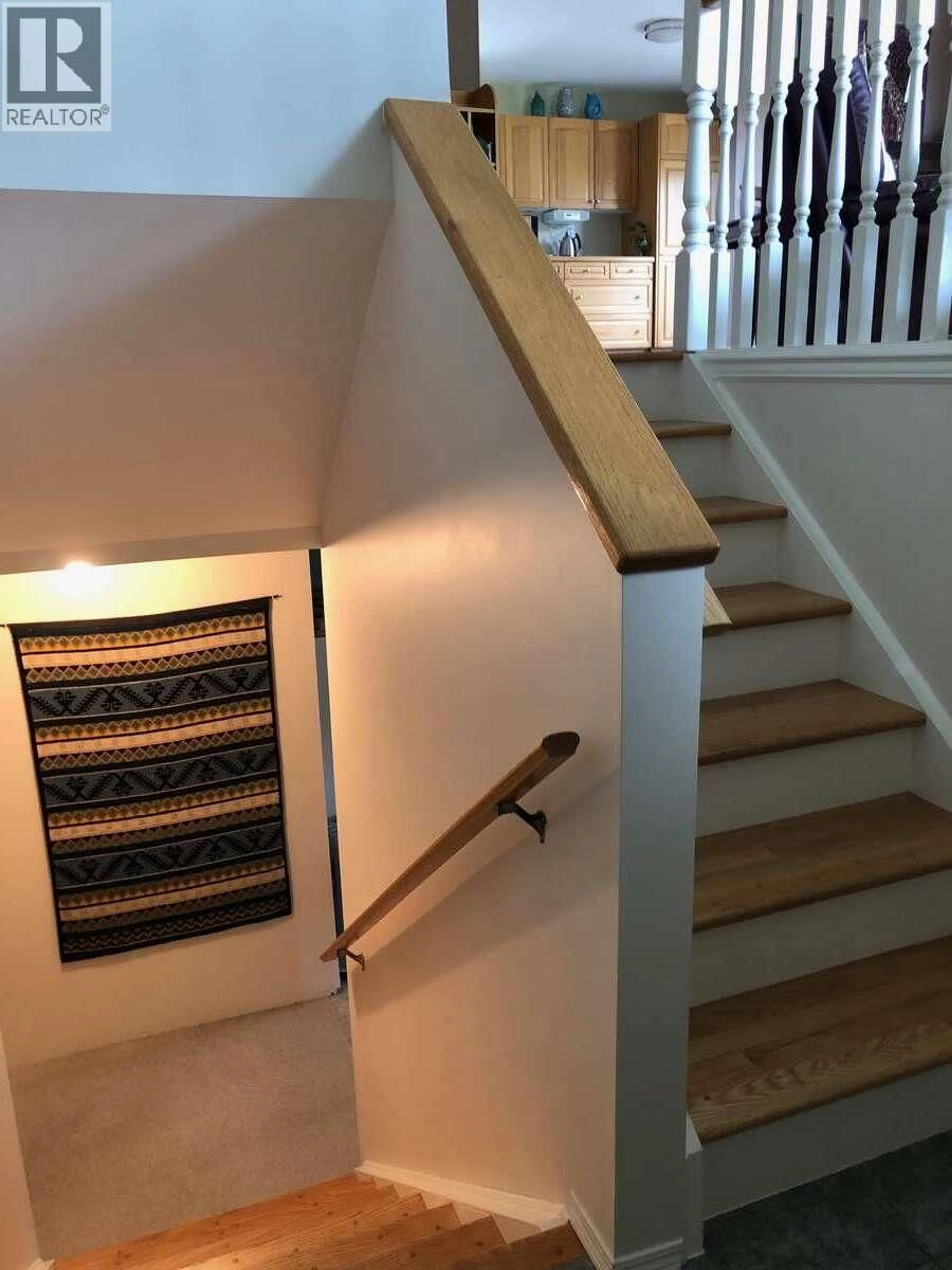 Stairs for 1510 CEDAR STREET, Golden British Columbia V0A1H6