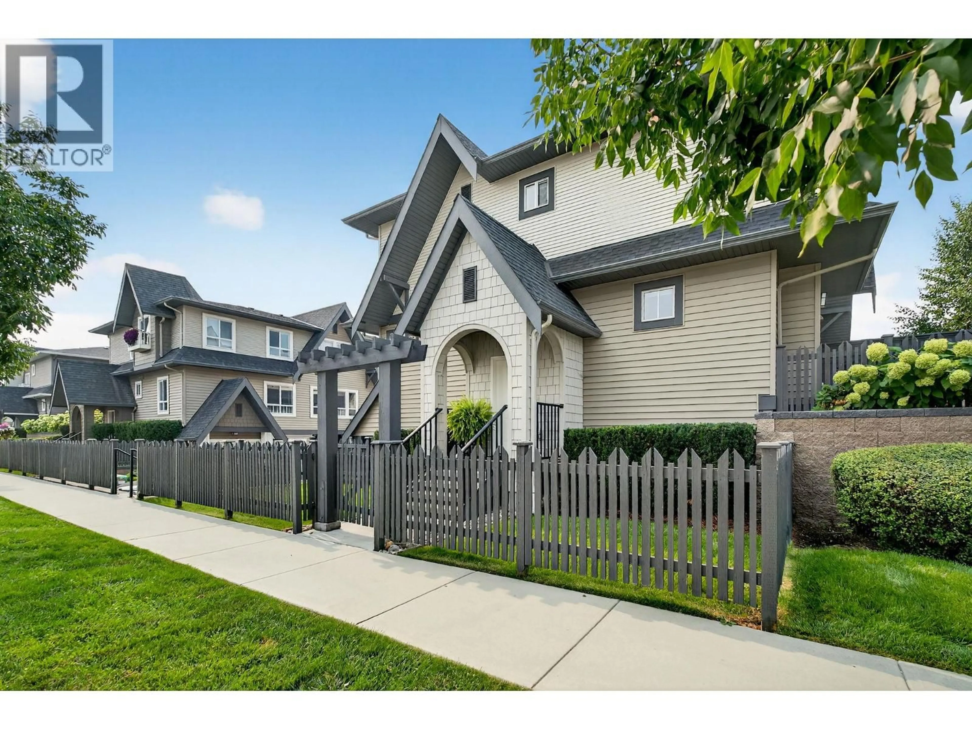 Unknown for 30 - 680 OLD MEADOWS ROAD, Kelowna British Columbia V1W5L4