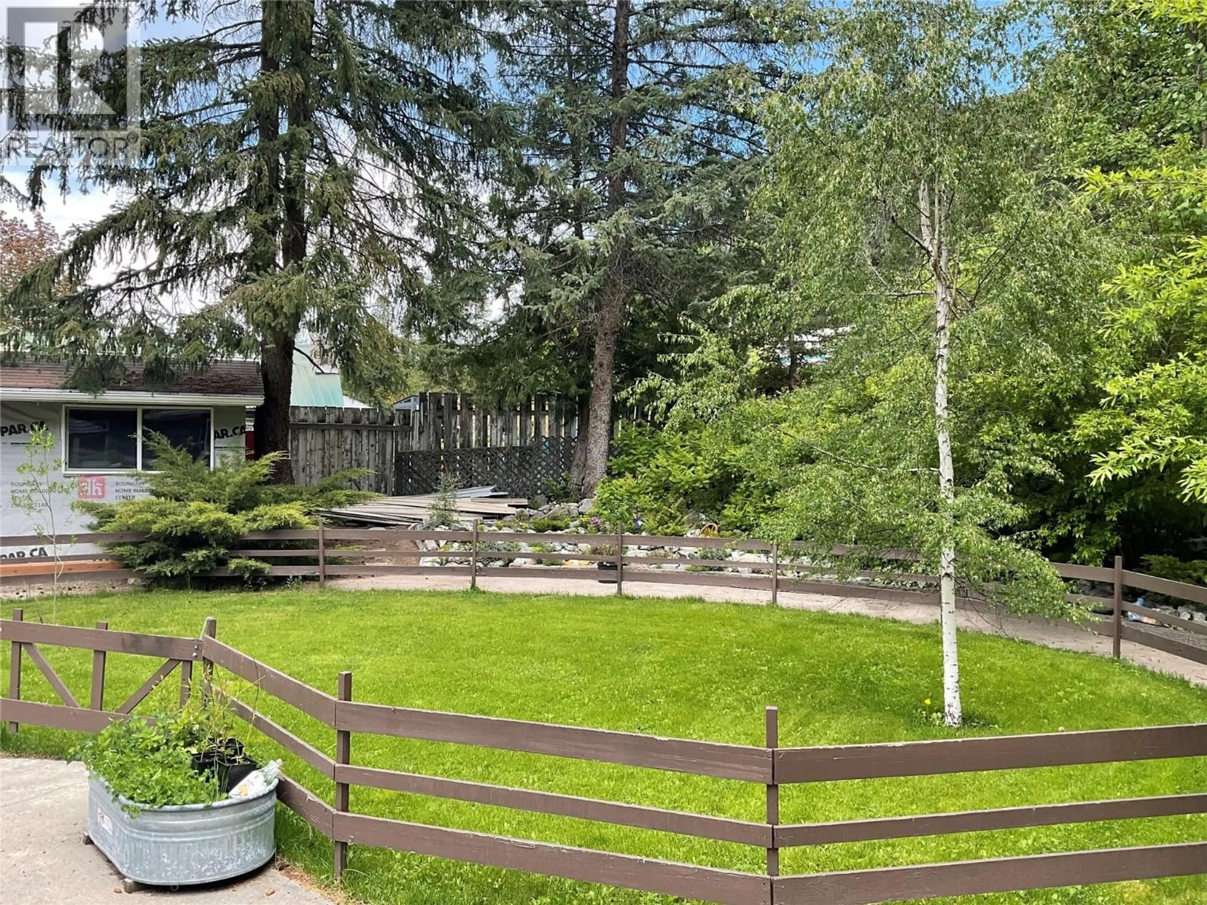 A pic from outside/outdoor area/front of a property/back of a property/a pic from drone, forest/trees view for 356 MARGUERITE AVENUE, Greenwood British Columbia V0H1J0