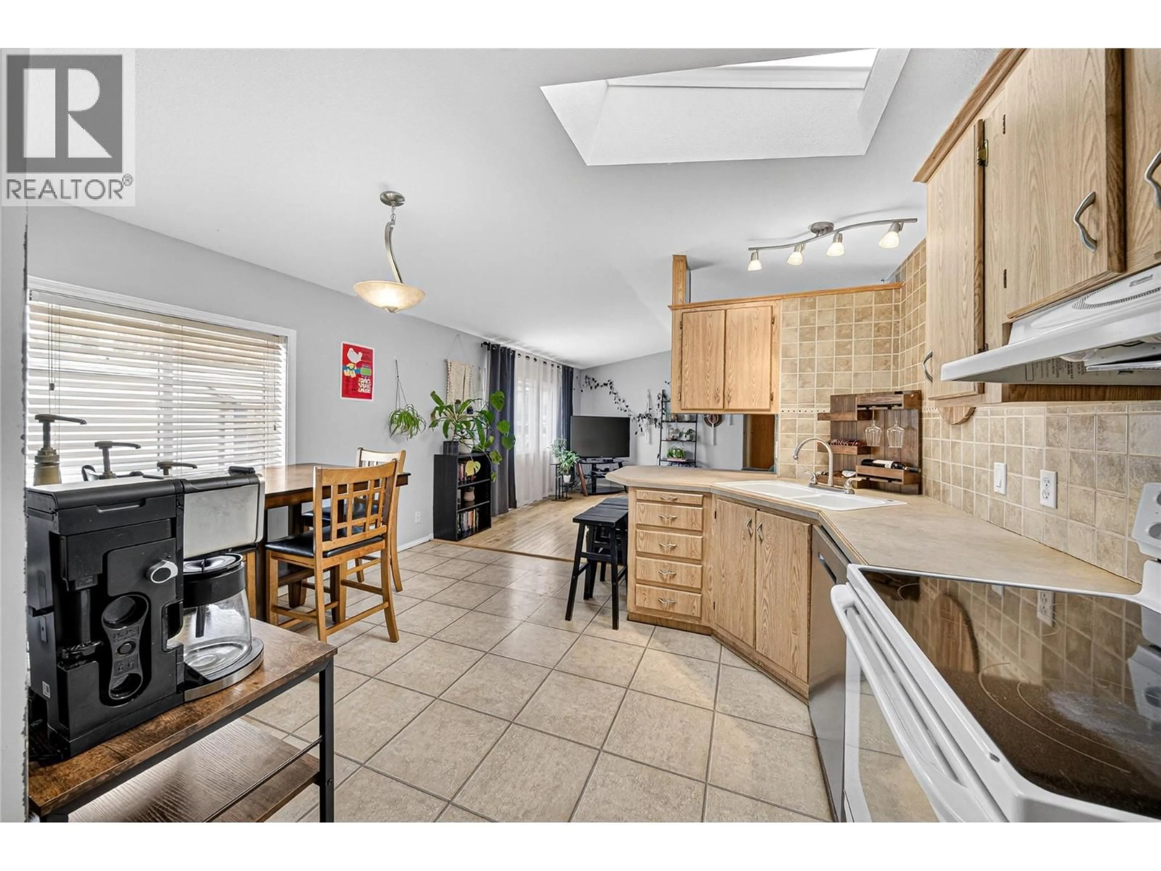 Open concept kitchen, ceramic/tile floor for 29 SLALOM DRIVE, Fernie British Columbia V0B1M4