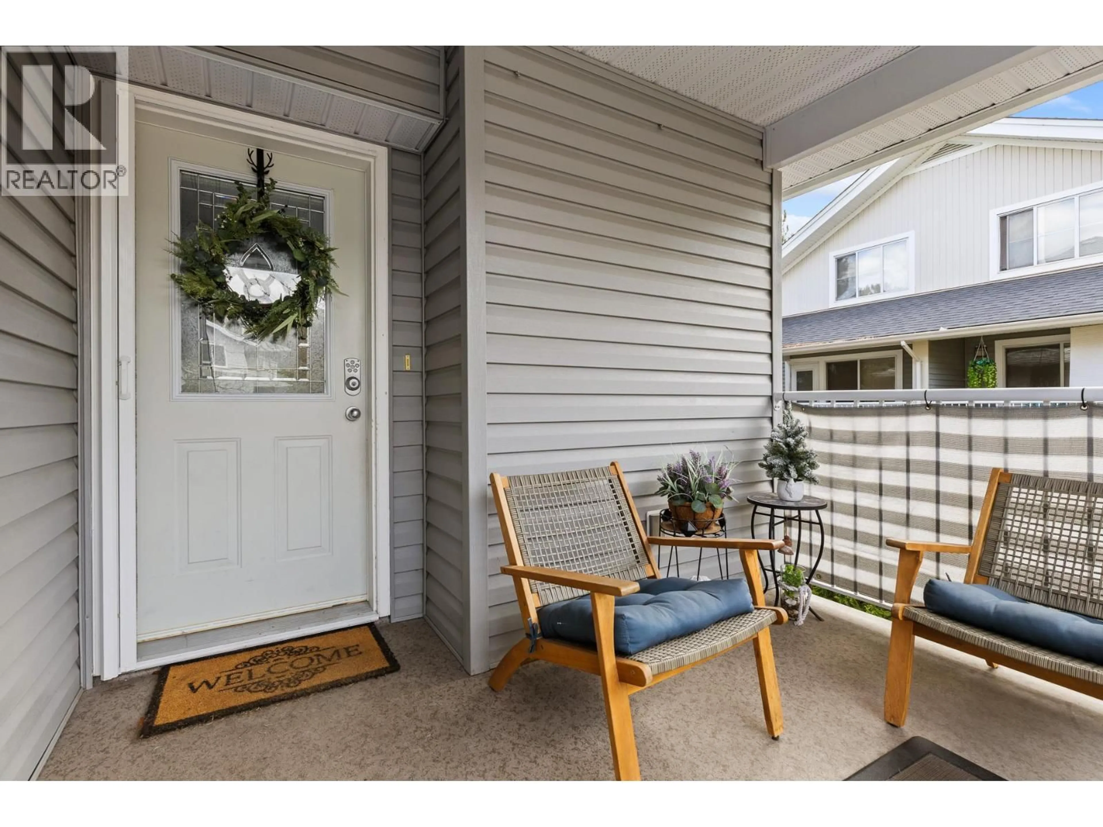 Indoor entryway for 113 - 5460 CLEMENTS CRESCENT, Peachland British Columbia V0H1X5