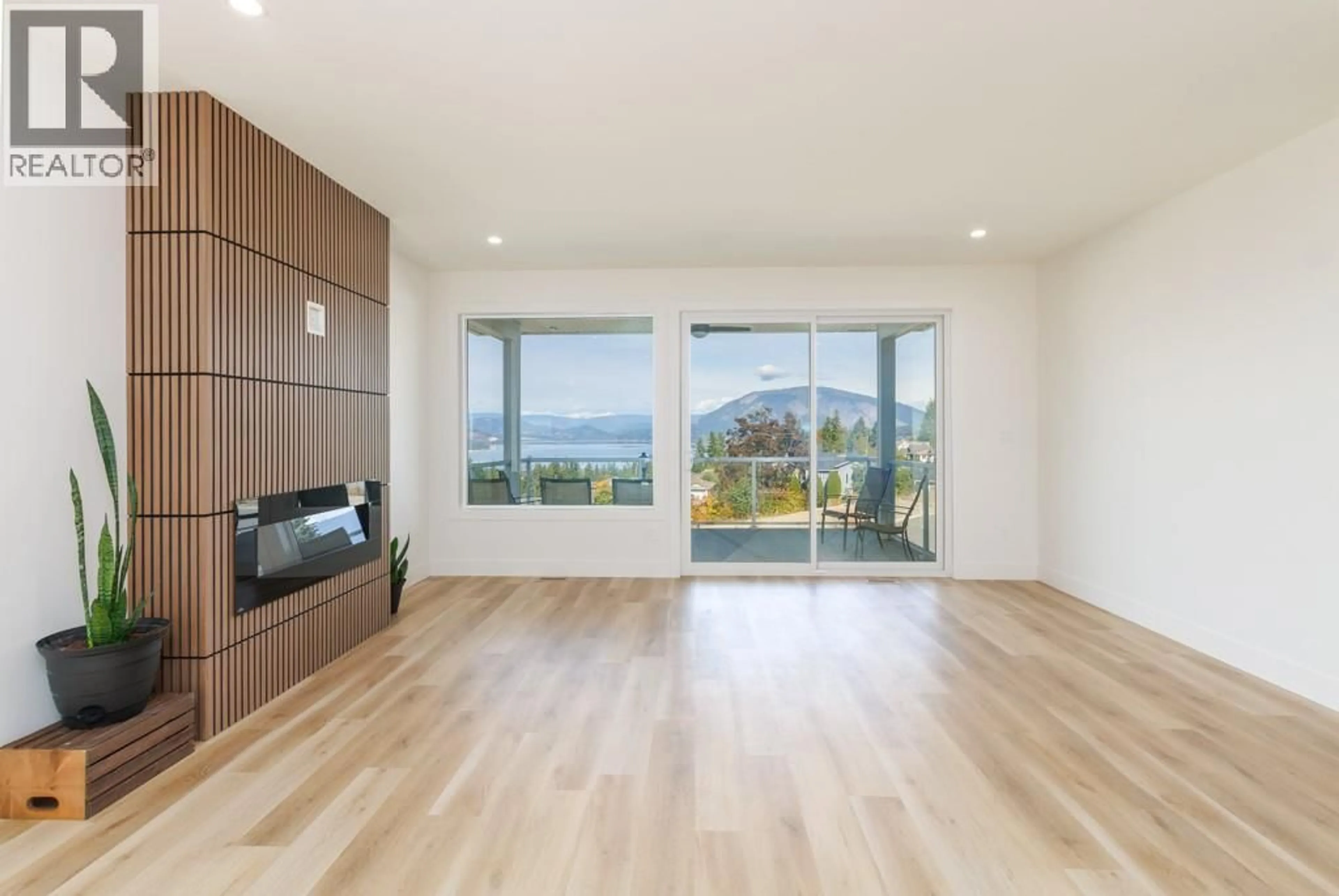 A pic of a room for 1160 16 AVENUE SOUTHEAST, Salmon Arm British Columbia V1E2R5