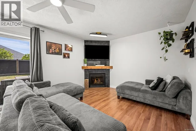 836 TRACKER PLACE, Comox 3
