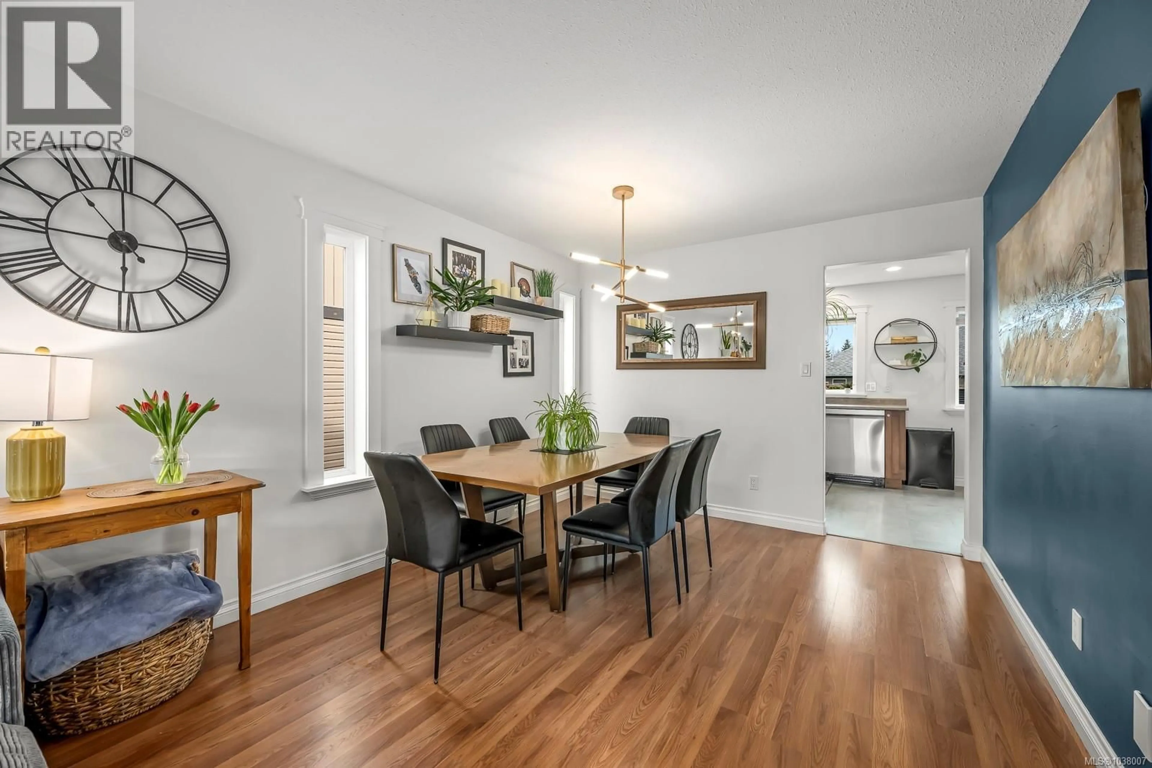 Dining room, wood/laminate floor for 836 TRACKER PLACE, Comox British Columbia V9M4E8