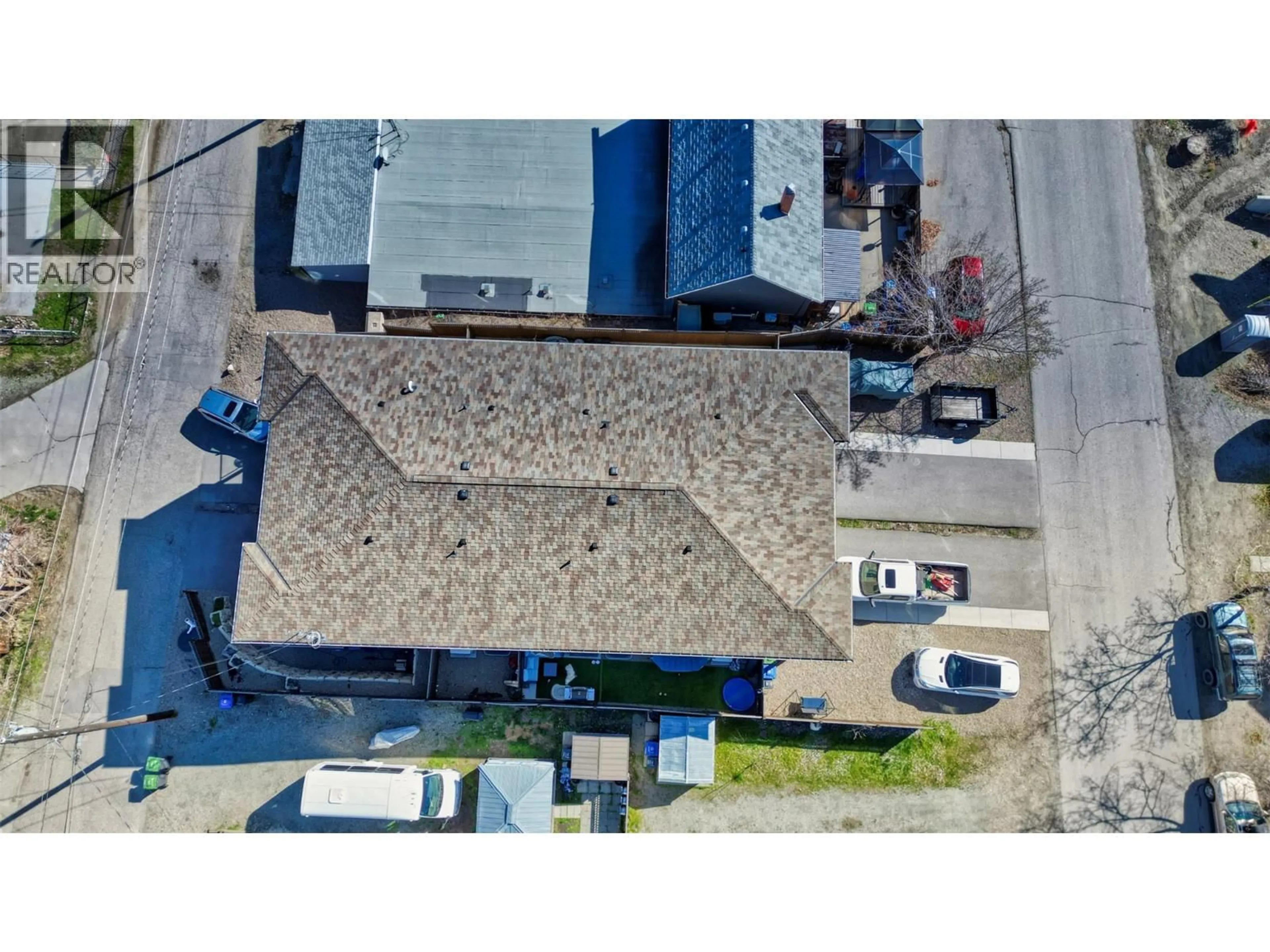 A pic from outside/outdoor area/front of a property/back of a property/a pic from drone, building for 102 - 8504 70TH AVENUE, Osoyoos British Columbia V0H1V1