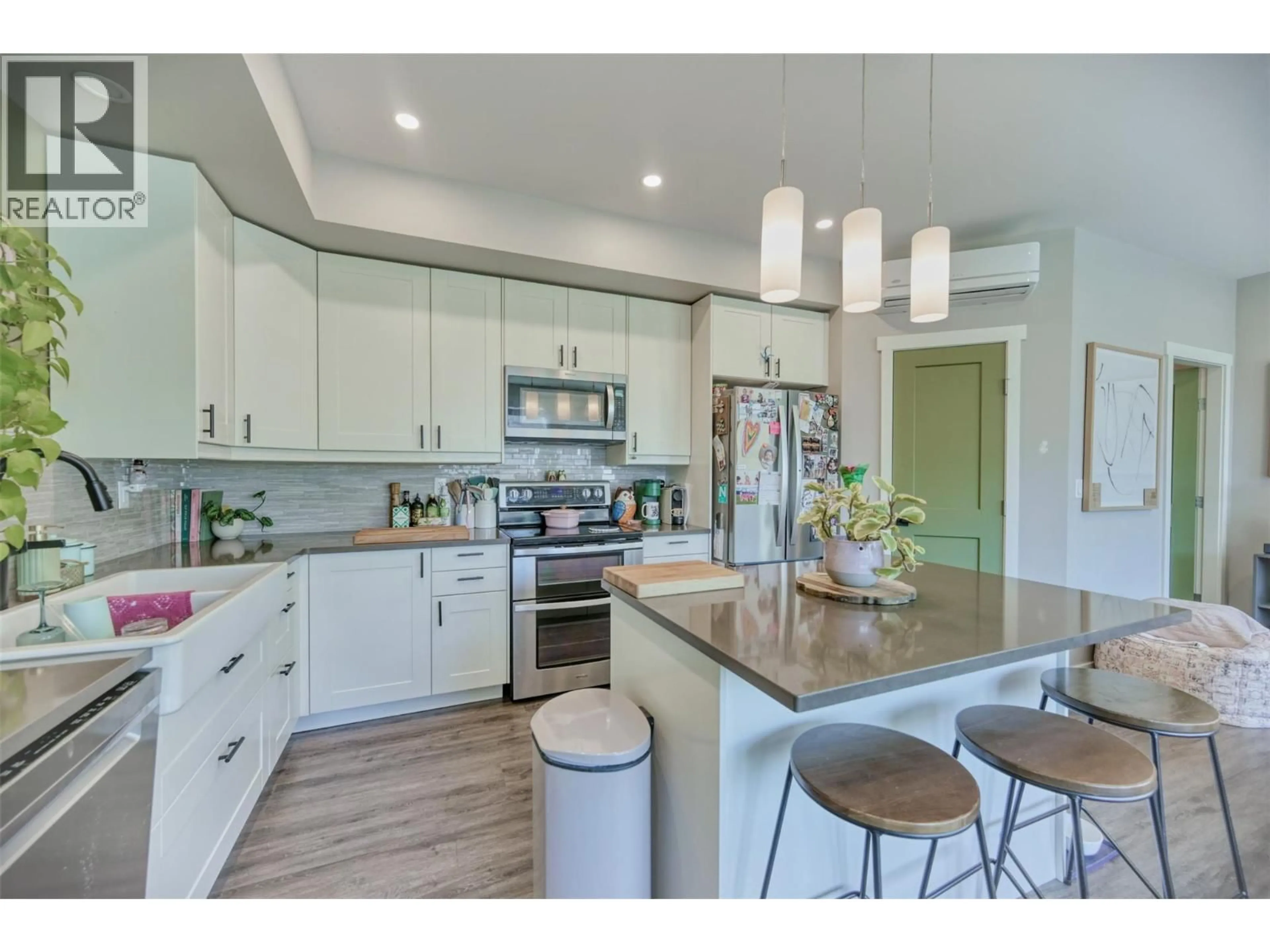 Open concept kitchen, unknown for 102 - 8504 70TH AVENUE, Osoyoos British Columbia V0H1V1