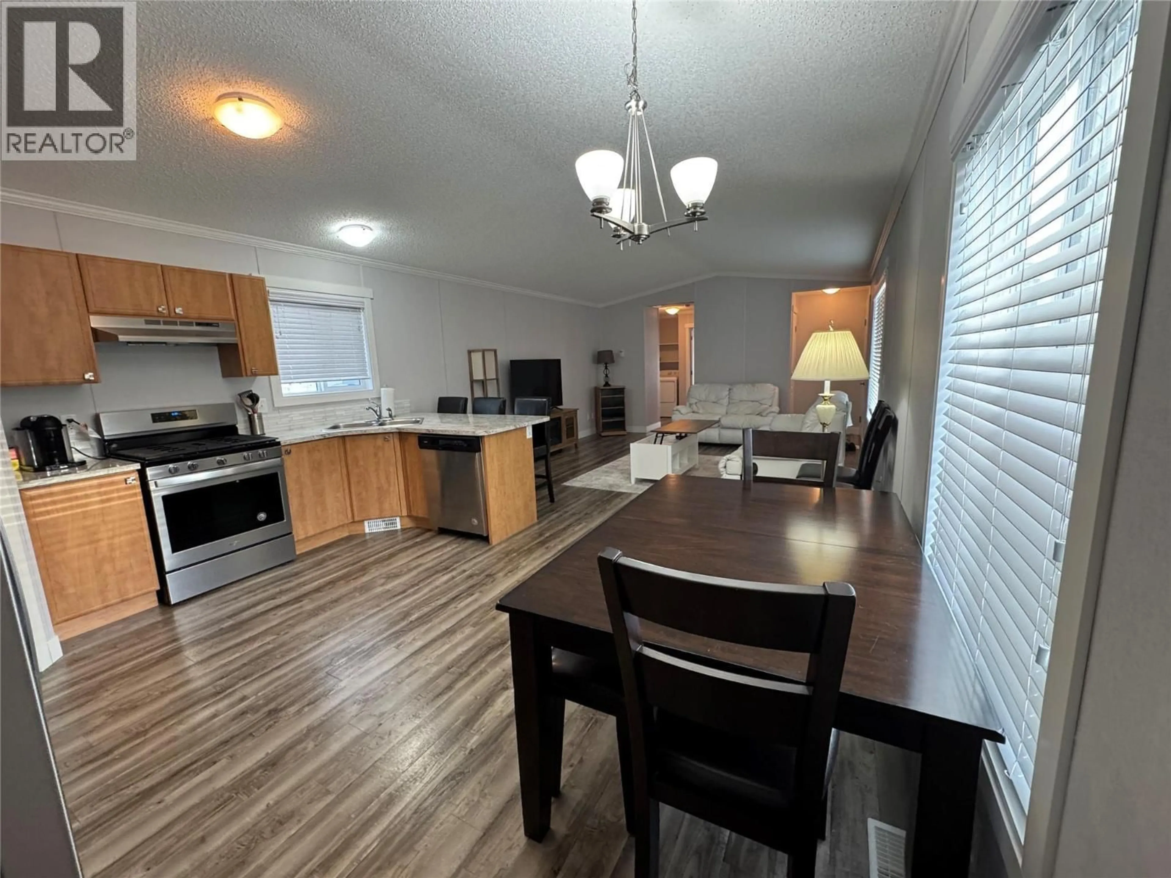 Open concept kitchen, unknown for 42 - 254 8 HIGHWAY, Merritt British Columbia V1K1M7
