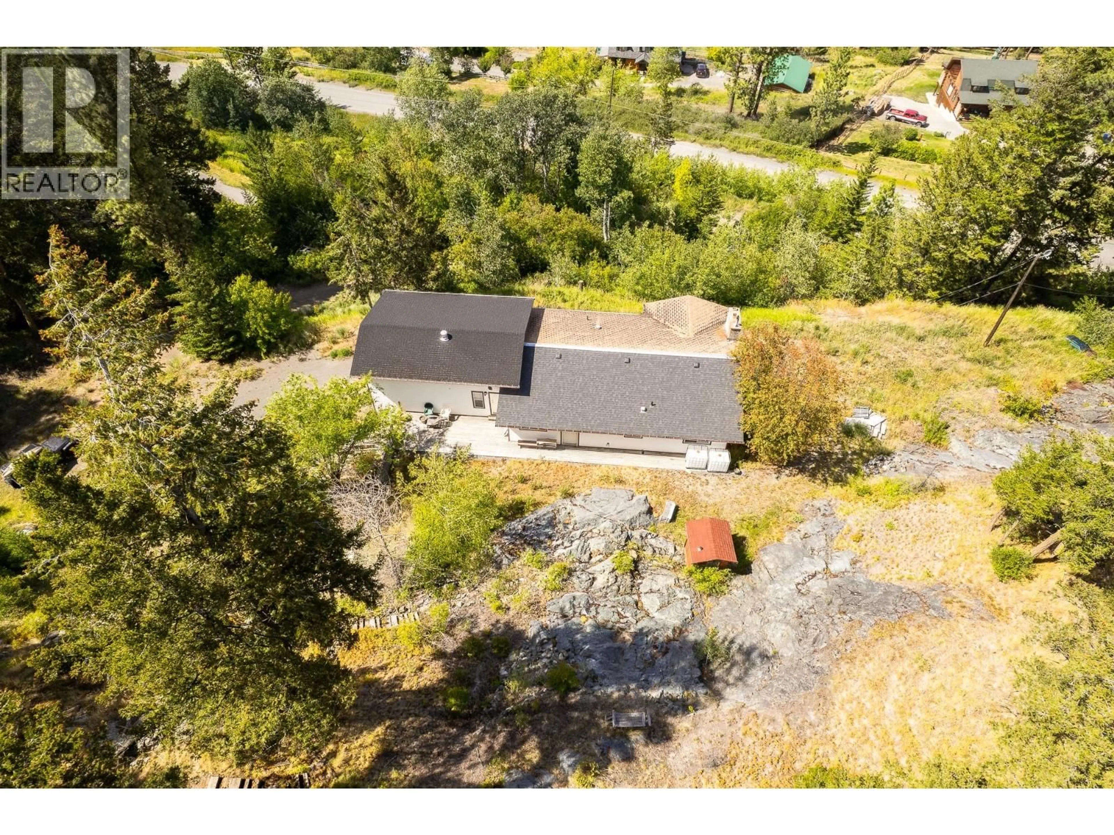 A pic from outside/outdoor area/front of a property/back of a property/a pic from drone, unknown for 3104 PANORAMA DRIVE, Merritt British Columbia V1K1J4