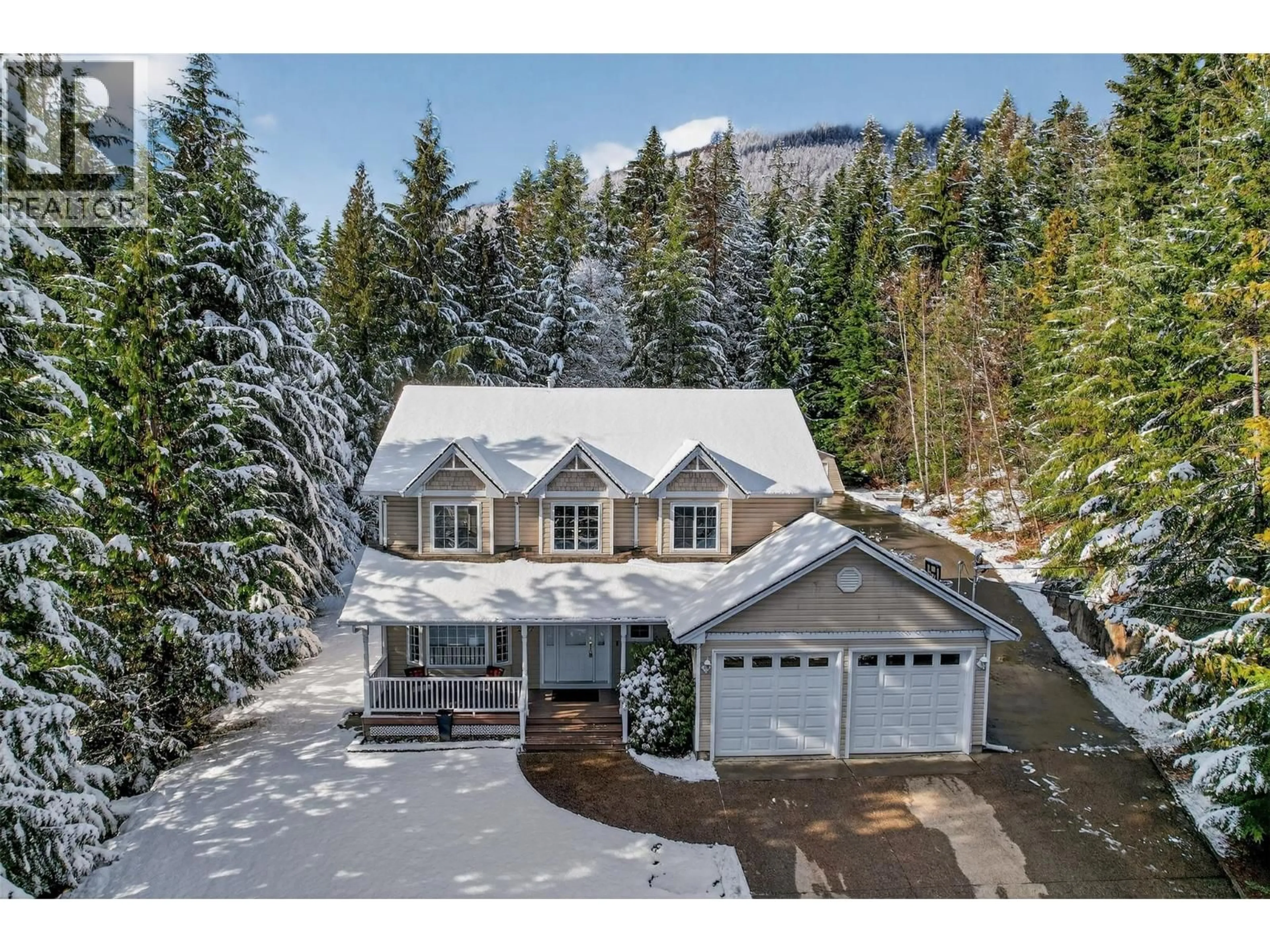 A pic from outside/outdoor area/front of a property/back of a property/a pic from drone, mountain view for 2277 PEZ ROAD, Nelson British Columbia V1L6K4
