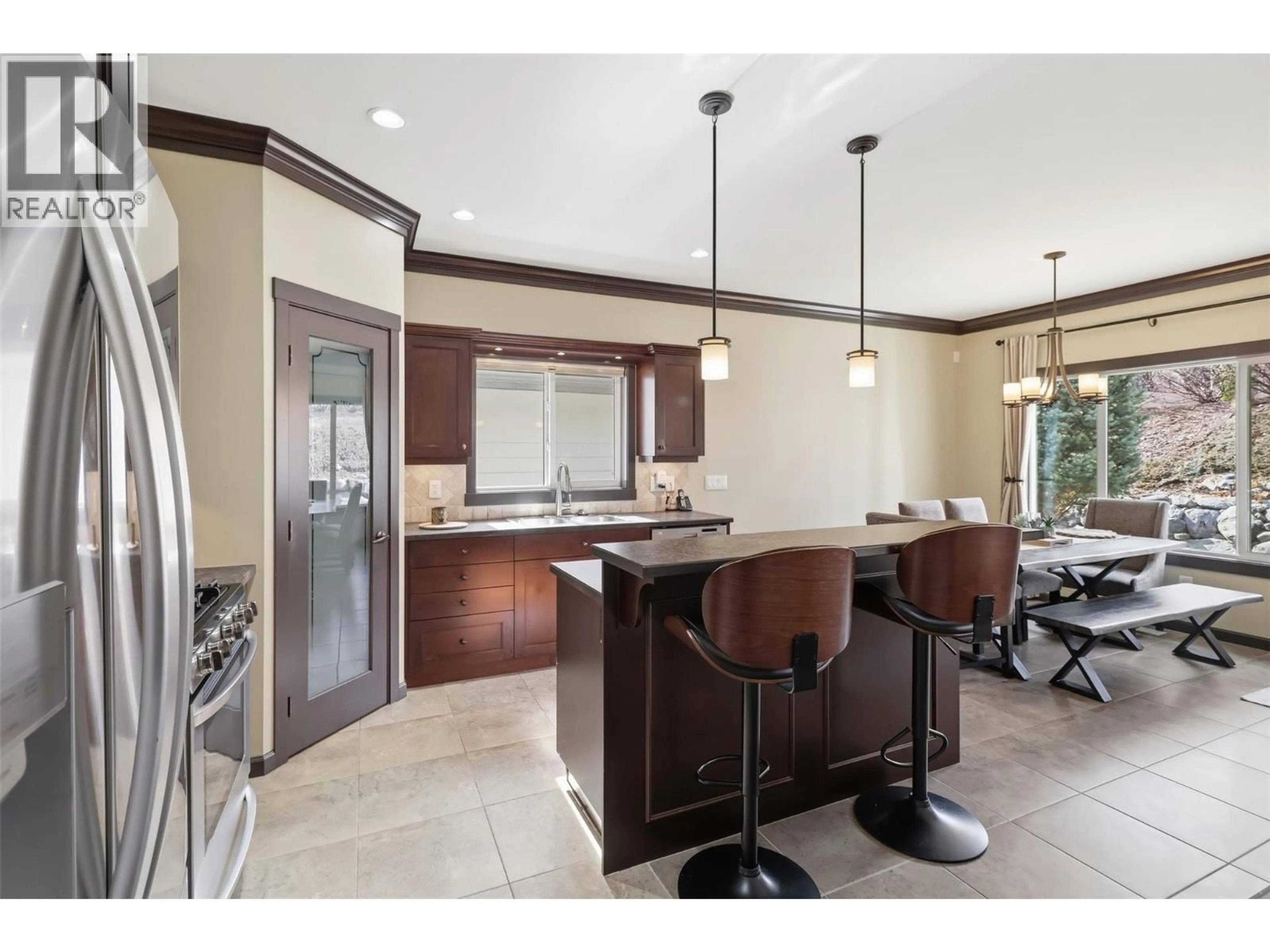 Unknown for 593 STONERIDGE DRIVE, Kamloops British Columbia V2H0A7