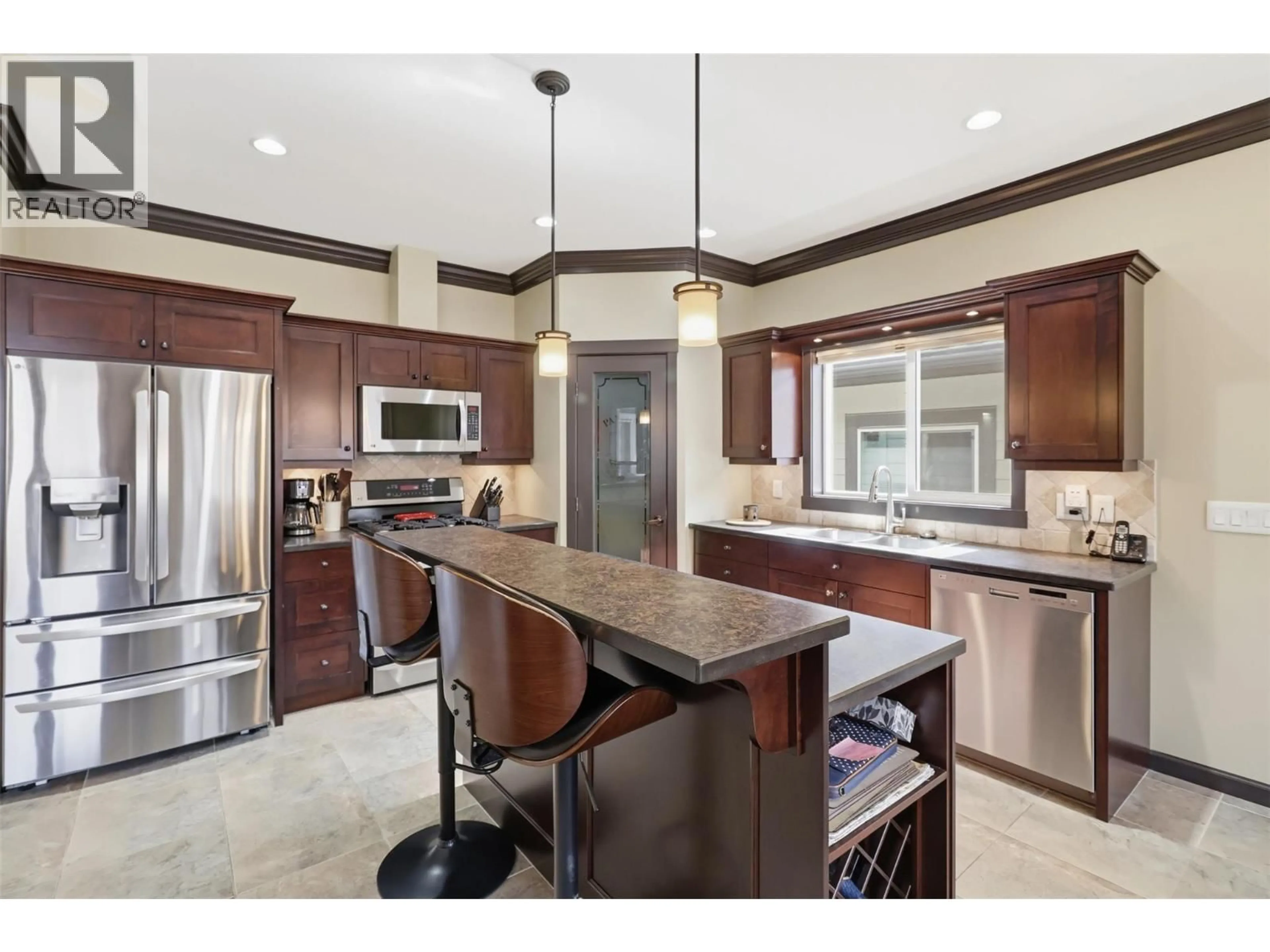 Unknown for 593 STONERIDGE DRIVE, Kamloops British Columbia V2H0A7