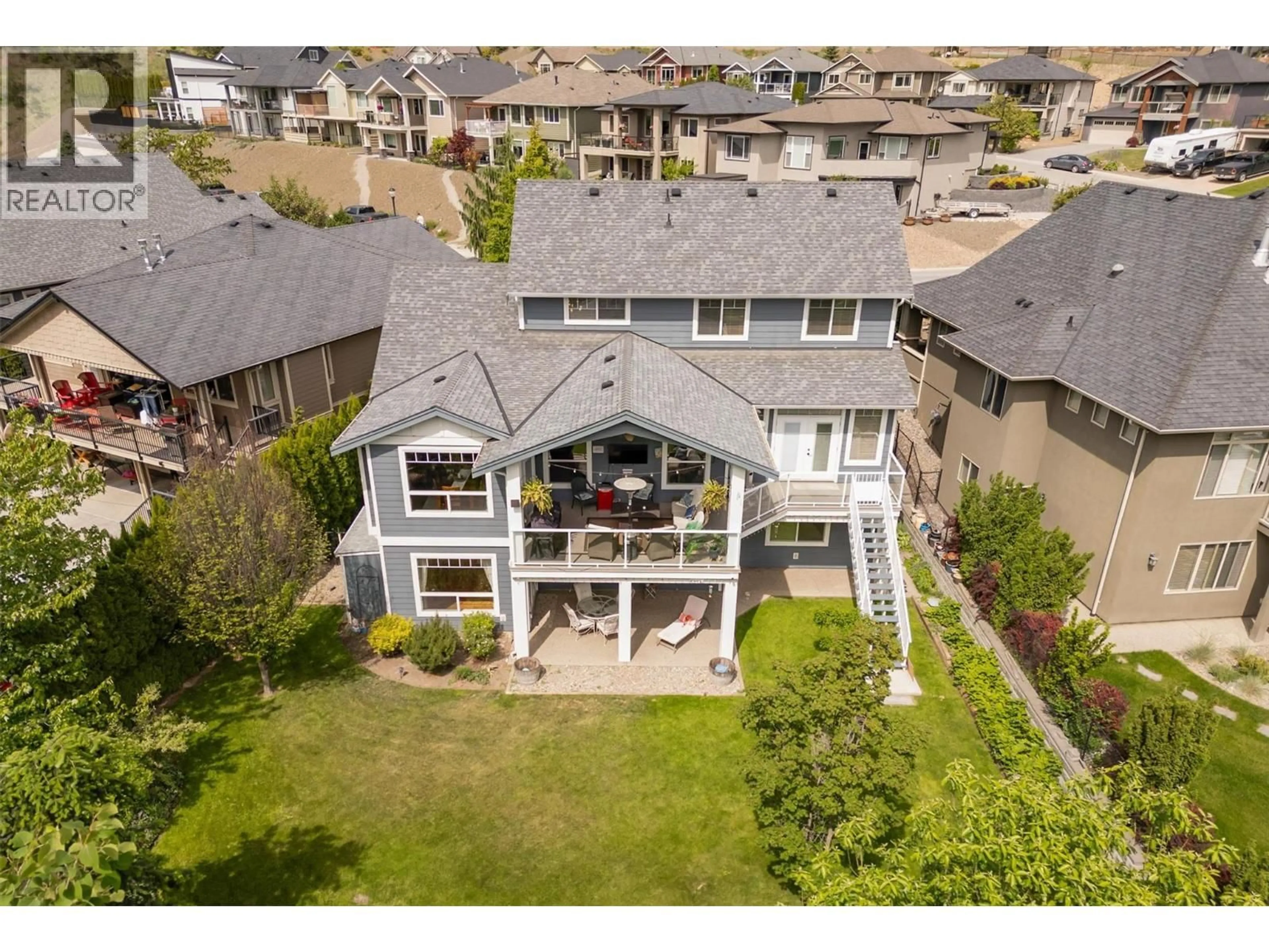 A pic from outside/outdoor area/front of a property/back of a property/a pic from drone, unknown for 2423 PARAMOUNT DRIVE, West Kelowna British Columbia V4T3K4
