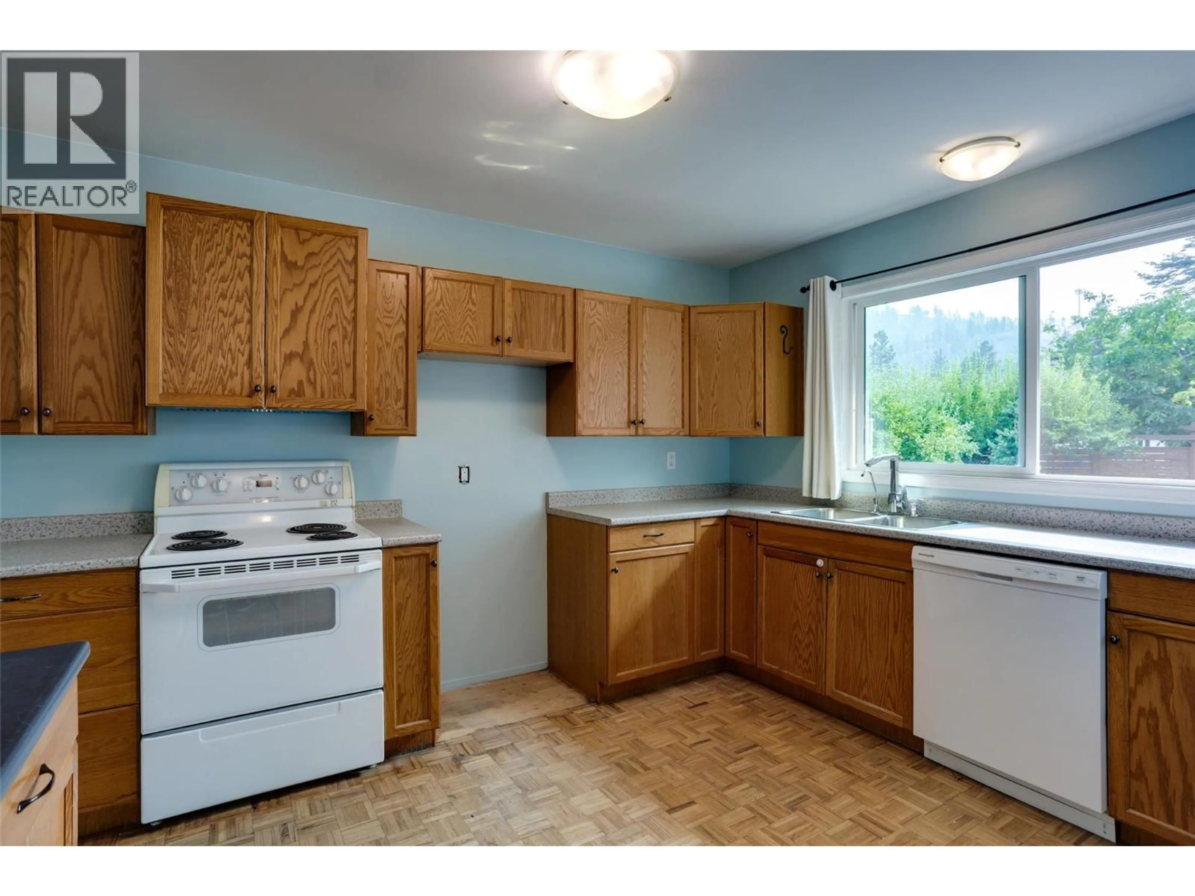 Standard kitchen, unknown for 1257 RIO DRIVE, Kelowna British Columbia V1V1E2