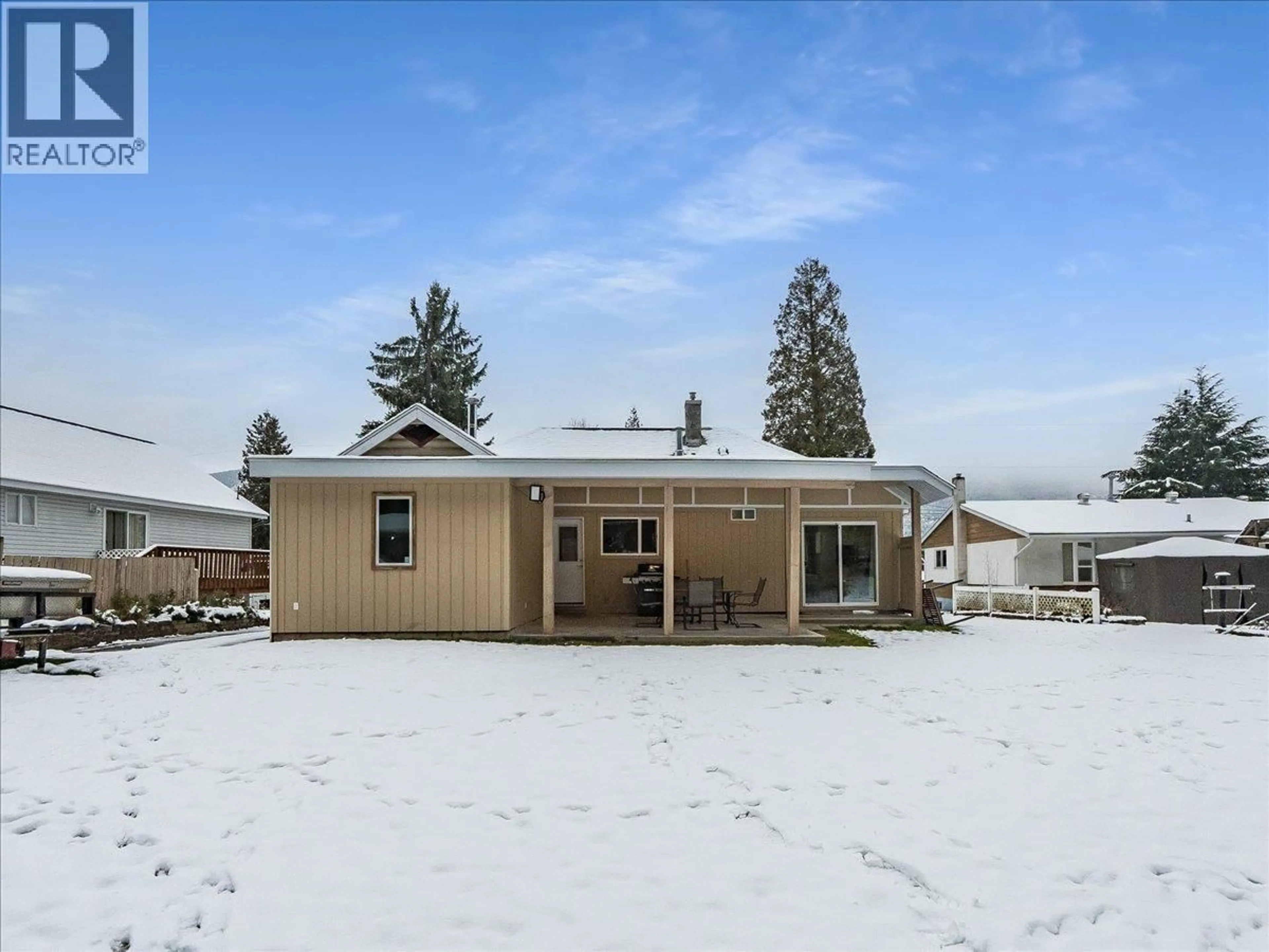 Unknown for 2824 9TH AVENUE, Castlegar British Columbia V1N2Z1