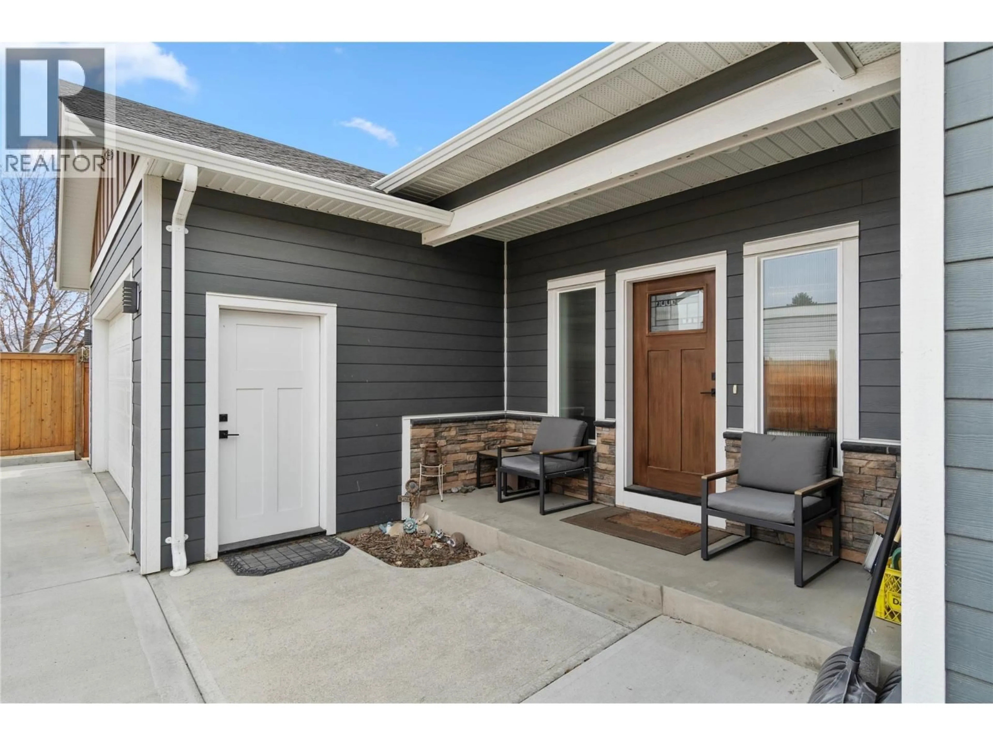 Unknown for 2567 YOUNG AVENUE, Kamloops British Columbia V2B4M9