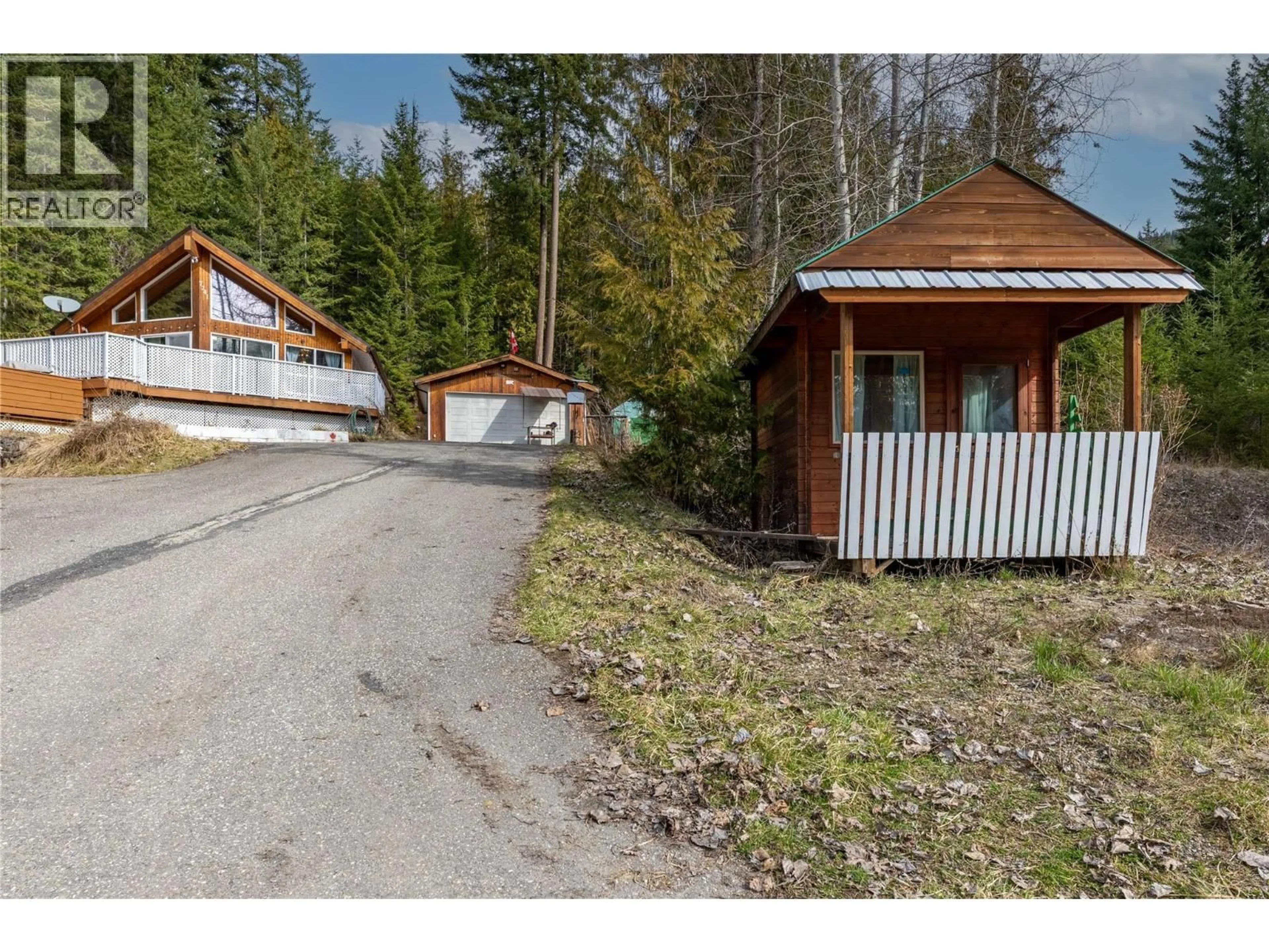 Shed for 7241 ESTATE PLACE, Anglemont British Columbia V0E1M8