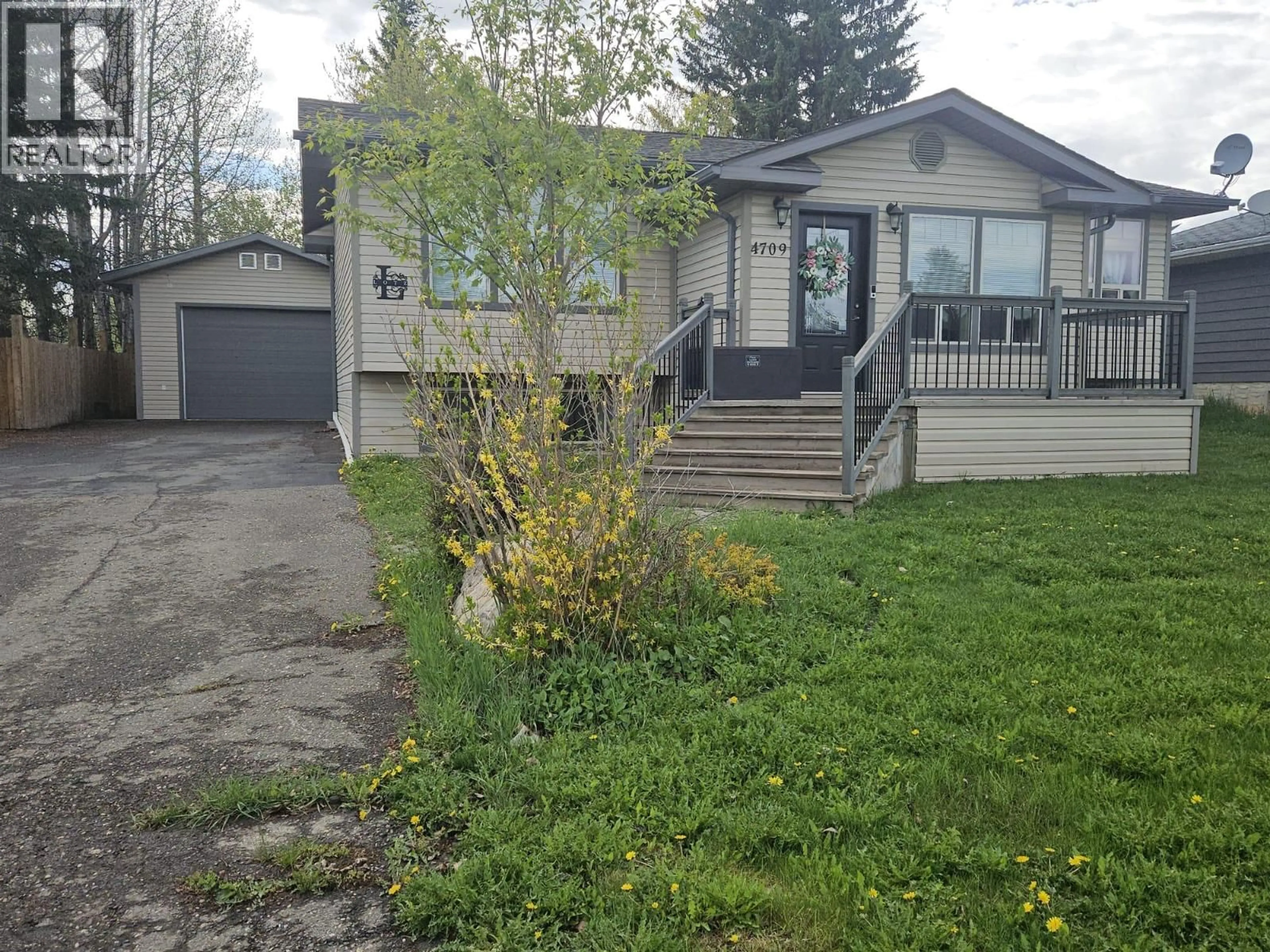 Unknown for 4709 45 STREET NORTHEAST, Chetwynd British Columbia V0C1J0