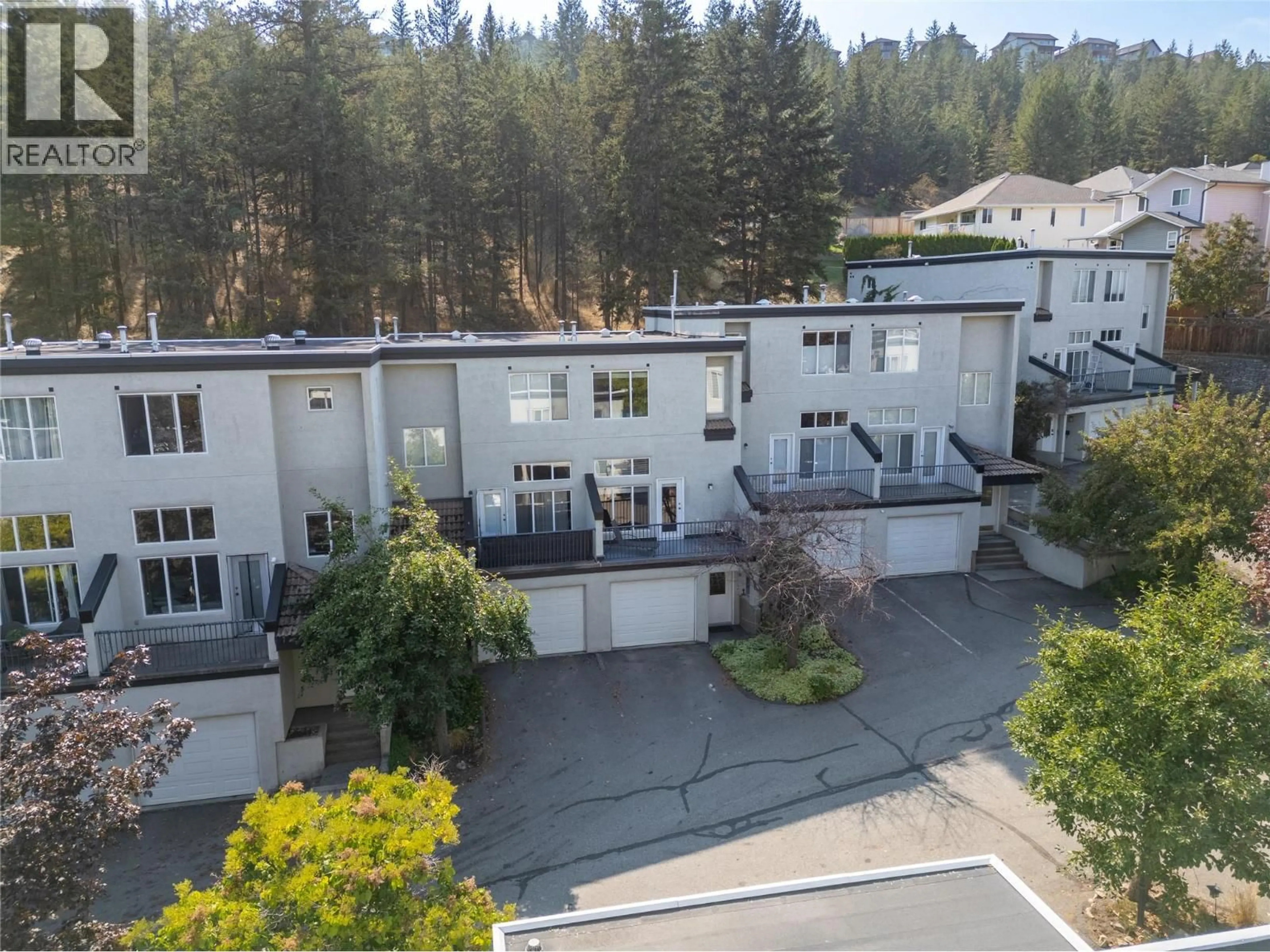 A pic from outside/outdoor area/front of a property/back of a property/a pic from drone, mountain view for 18 - 411 ABERDEEN DRIVE, Kamloops British Columbia V1S1X2