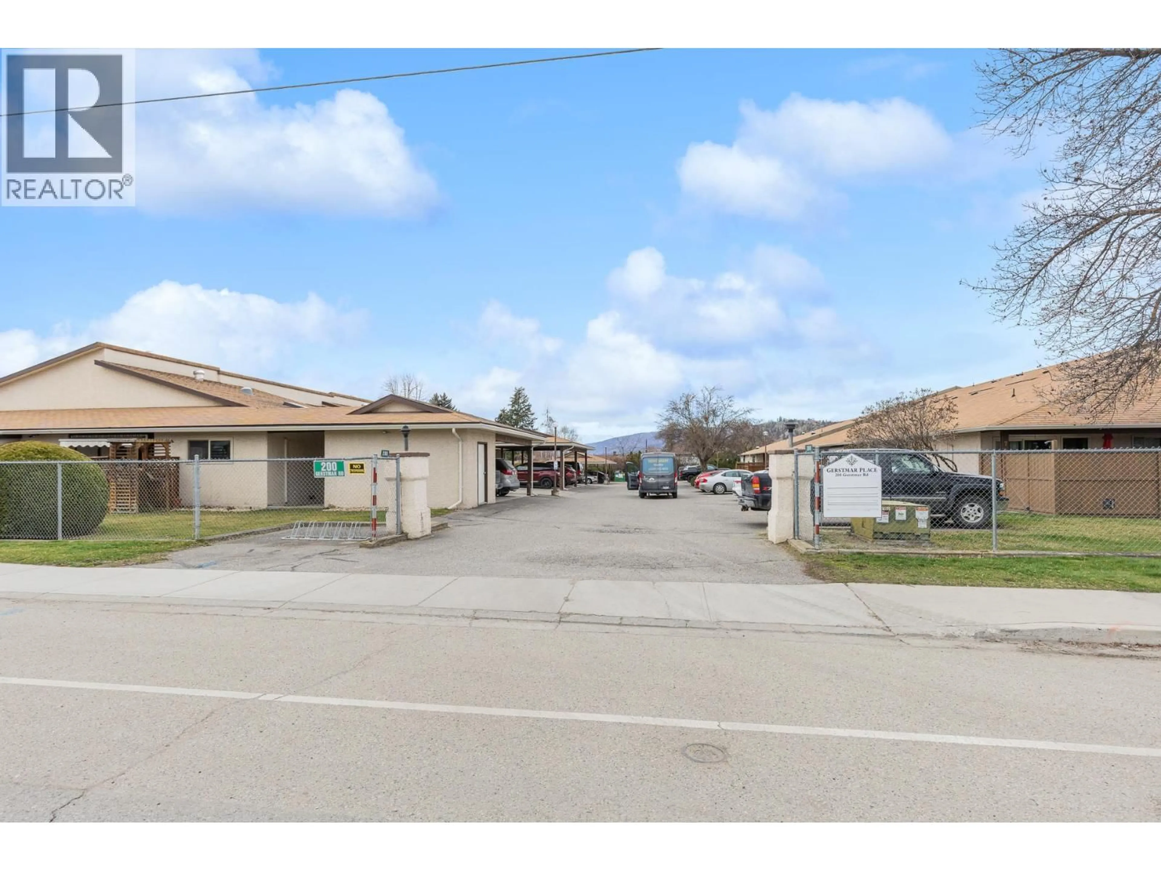 Unknown for 16 - 200 GERSTMAR ROAD, Kelowna British Columbia V1X4A7