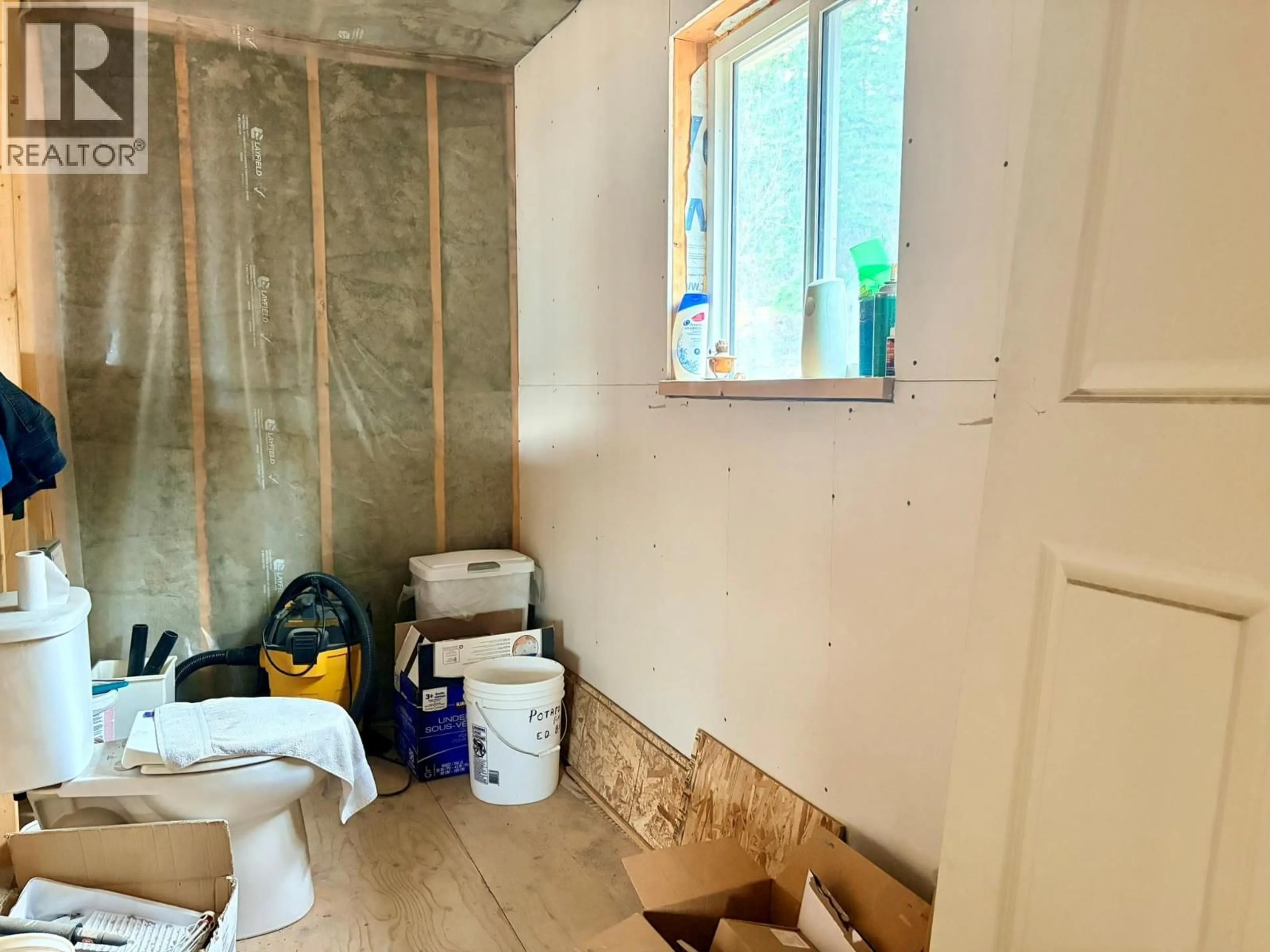 A pic of a room for 5521 BOULDER MOUNTAIN ROAD, Barriere British Columbia V0E1E0