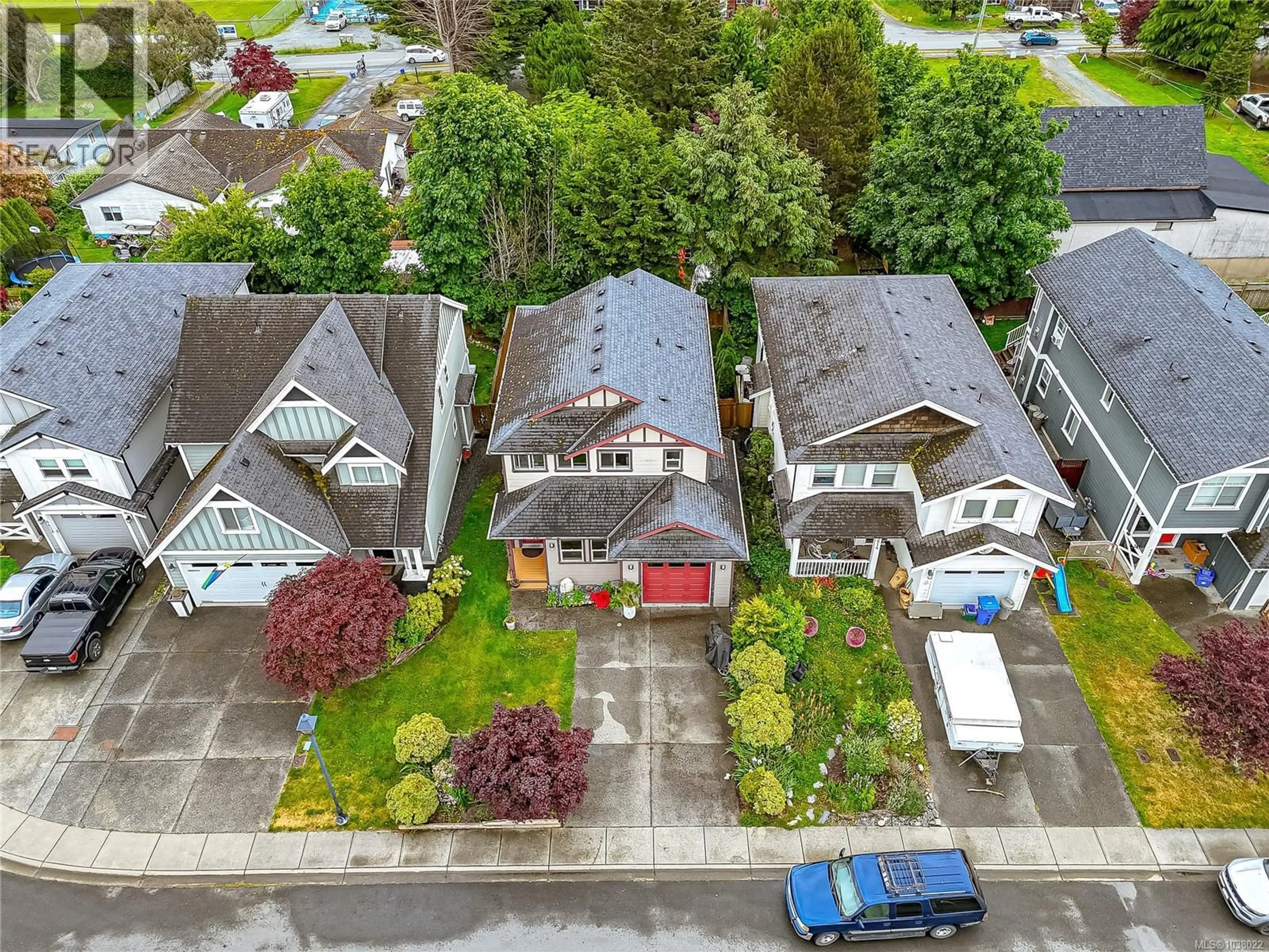 A pic from outside/outdoor area/front of a property/back of a property/a pic from drone, street for 6618 STEEPLE CHASE, Sooke British Columbia V9Z0W3