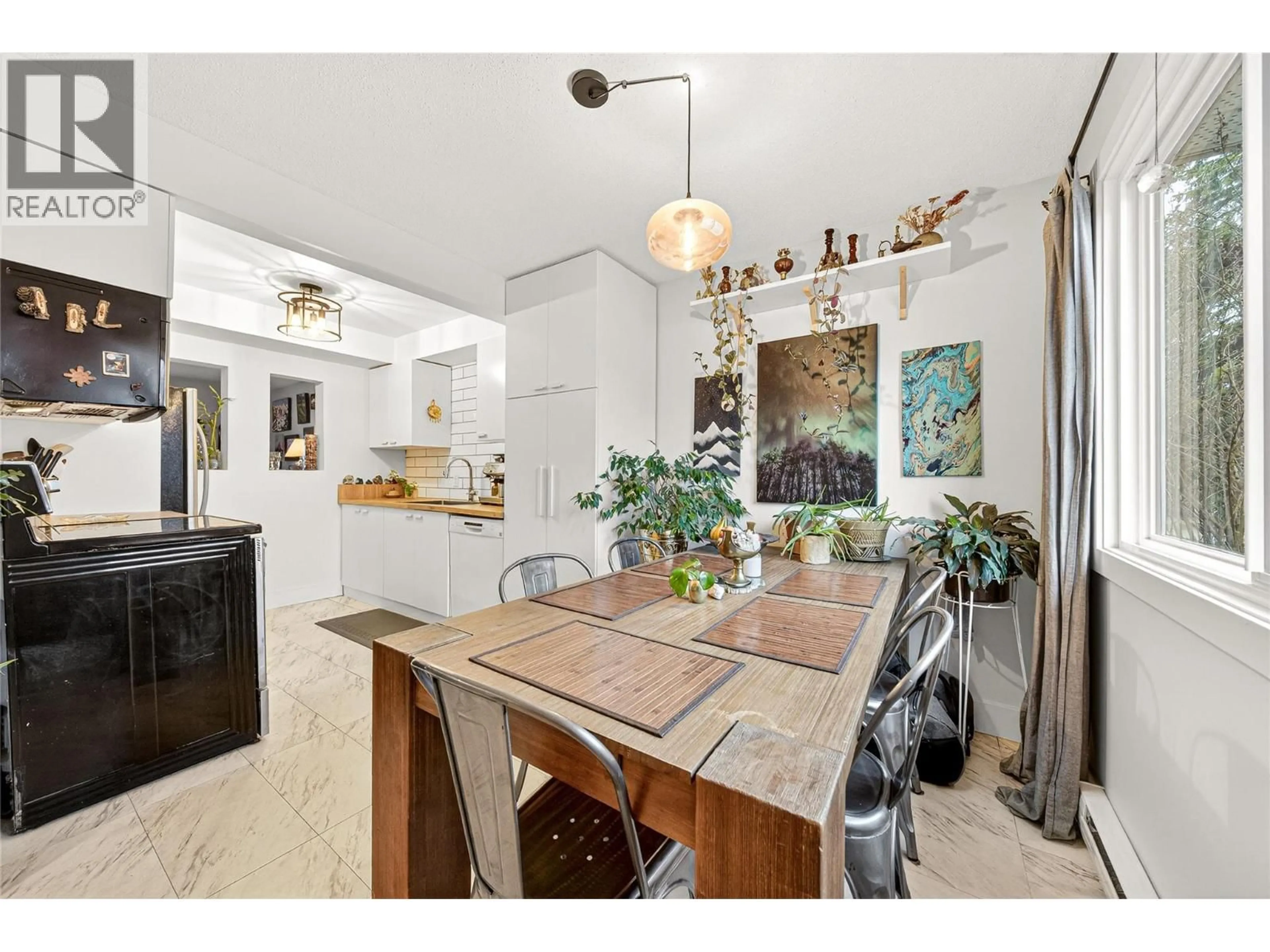 Open concept kitchen, unknown for 41B MT TRINITY AVENUE AVENUE, Fernie British Columbia V0B1M3