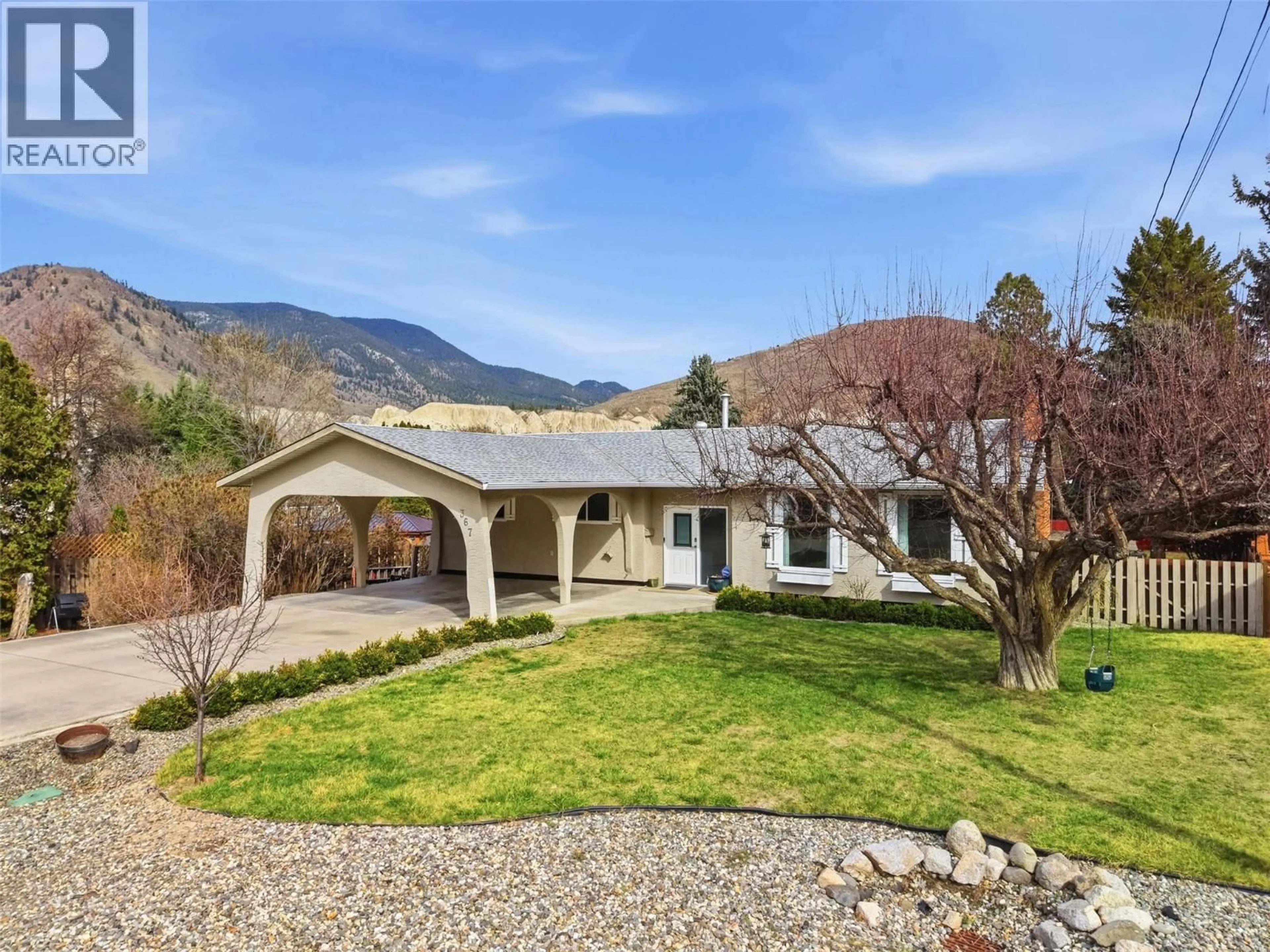 A pic from outside/outdoor area/front of a property/back of a property/a pic from drone, mountain view for 367 MCAULEY PLACE, Kamloops British Columbia V2C5R6