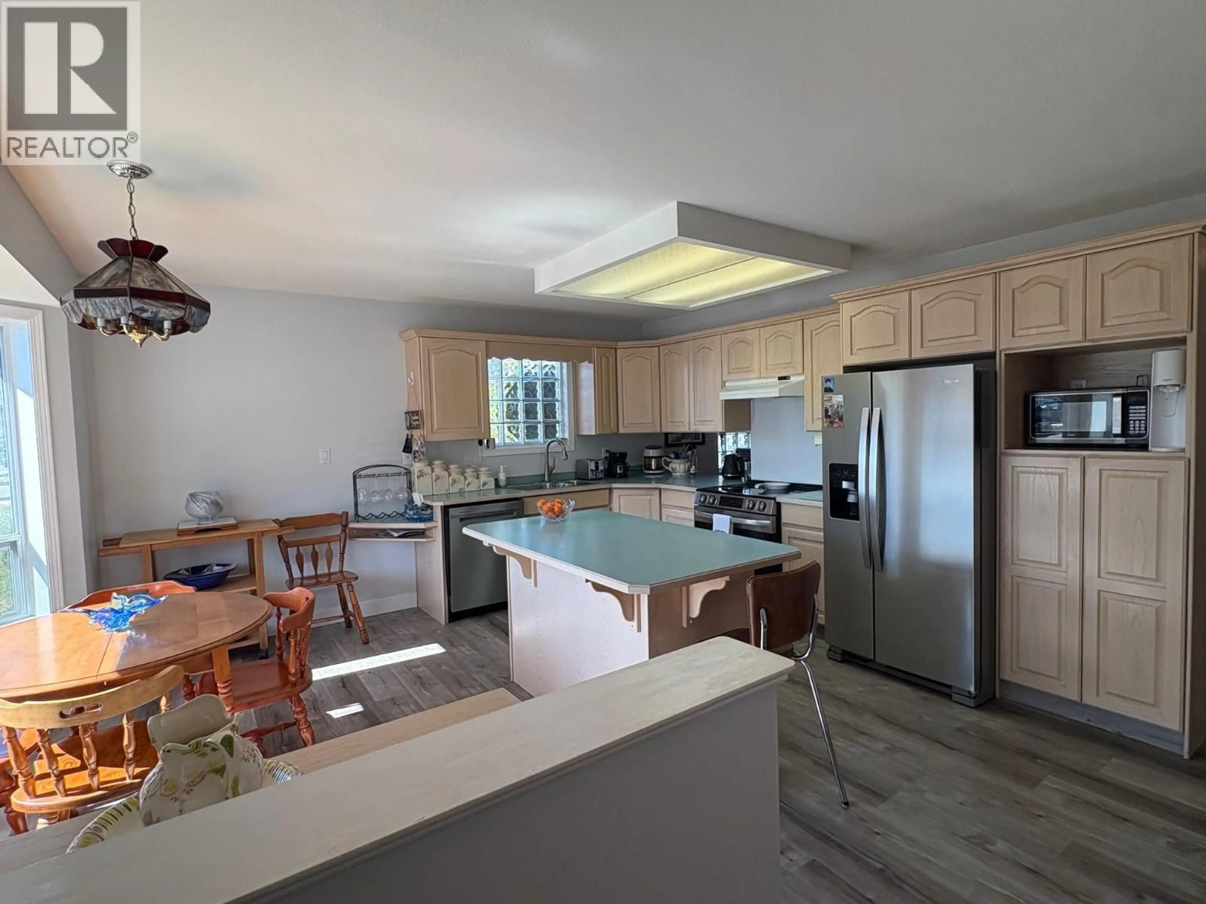 Open concept kitchen, unknown for 195 - 3400 WILSON STREET, Penticton British Columbia V2A8J1