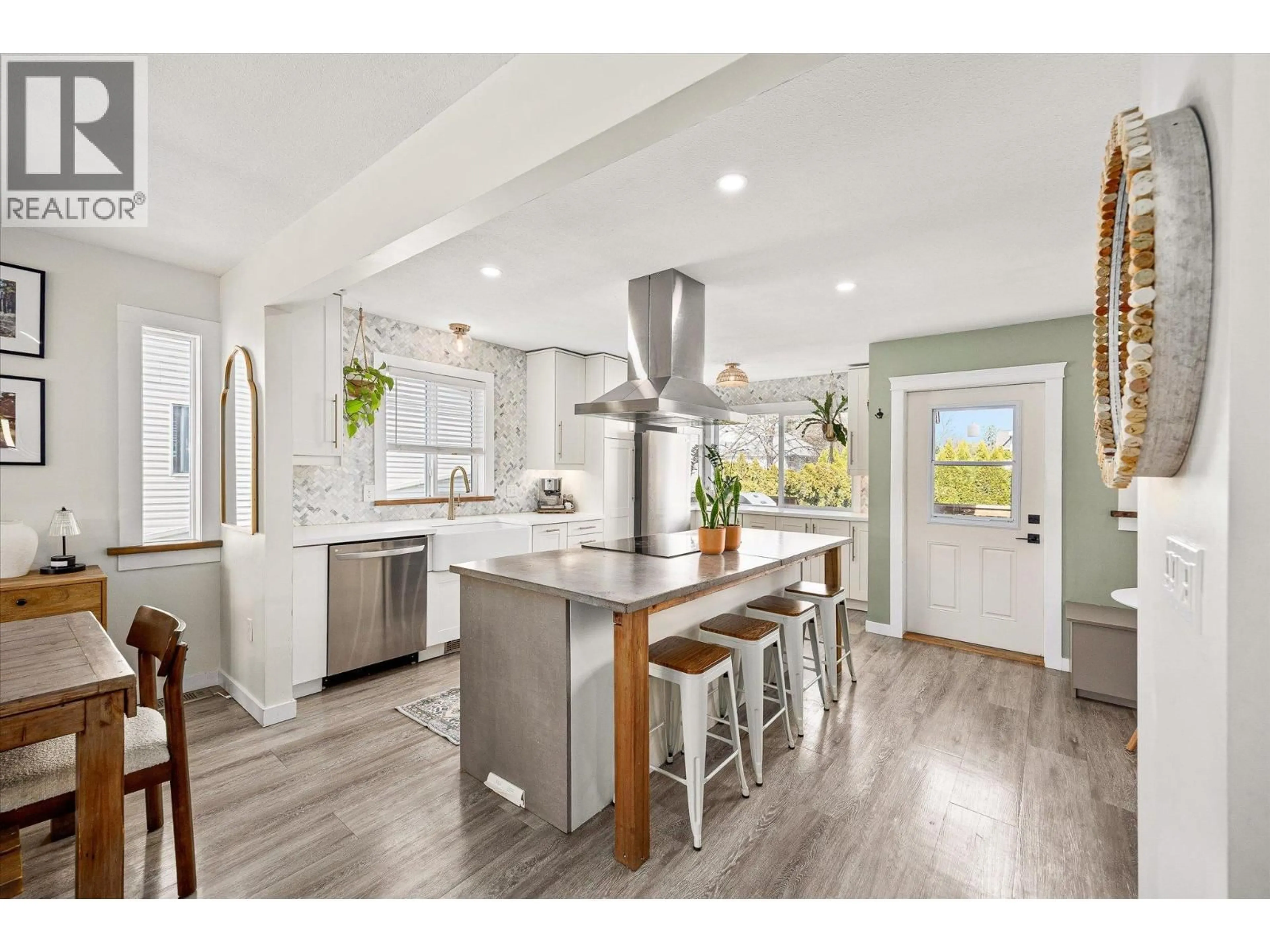 Open concept kitchen, unknown for 1872 MILLARD COURT, Kelowna British Columbia V1V1R2