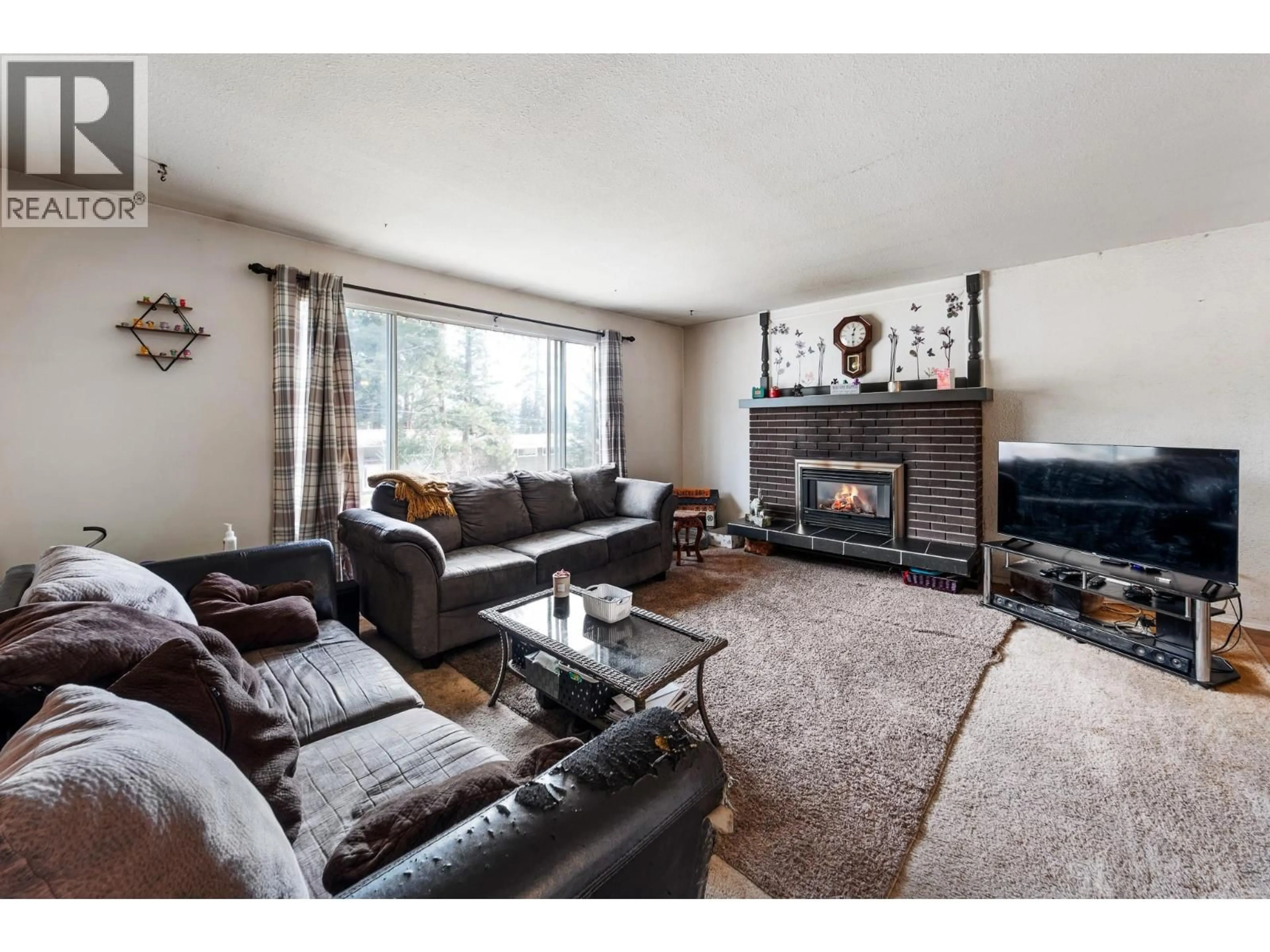 Living room with furniture, unknown for 3256 MCIVER ROAD, West Kelowna British Columbia V4T1G2