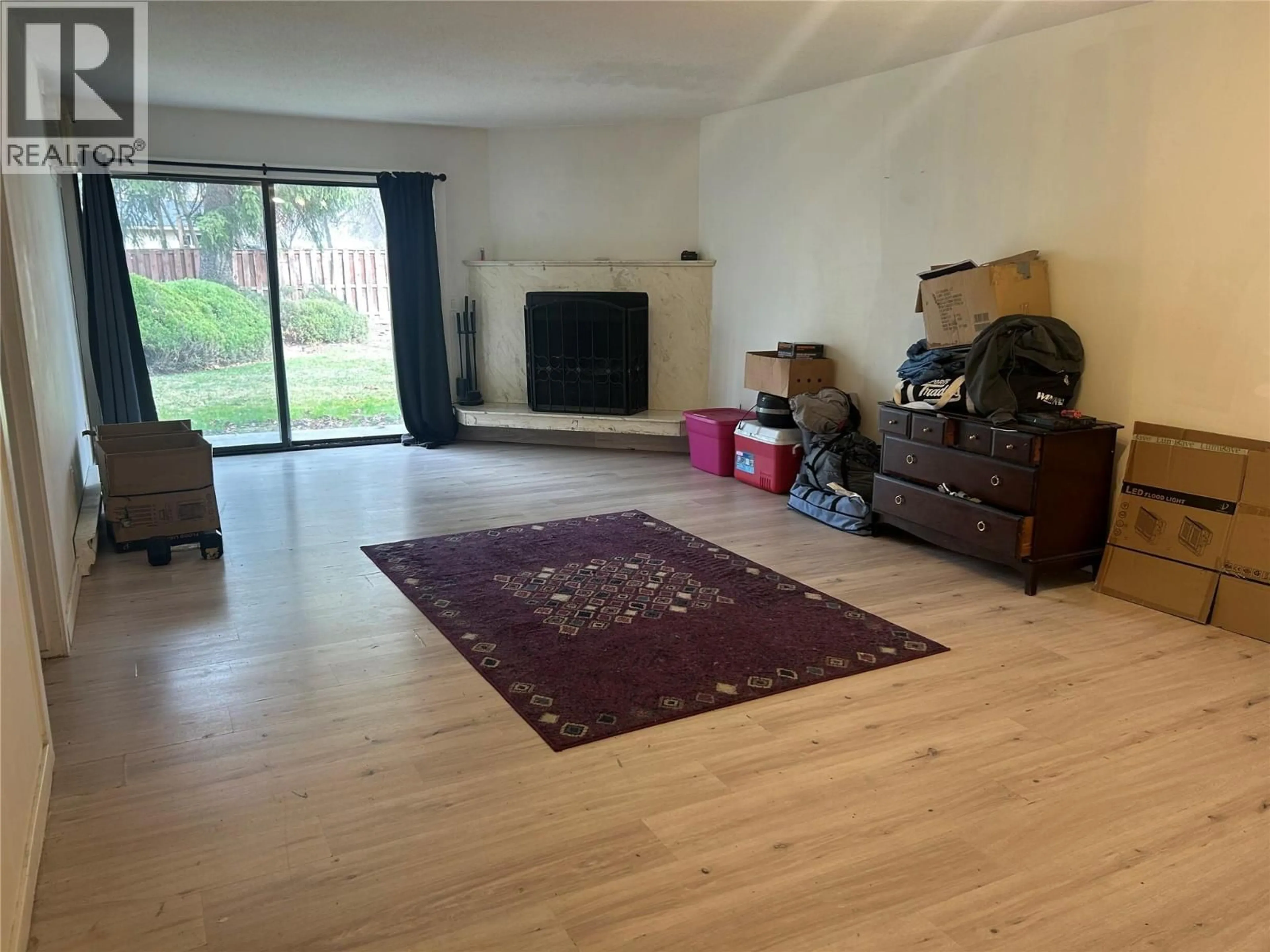 A pic of a room for 107 - 290 MILLS ROAD, Kelowna British Columbia V1X4G8