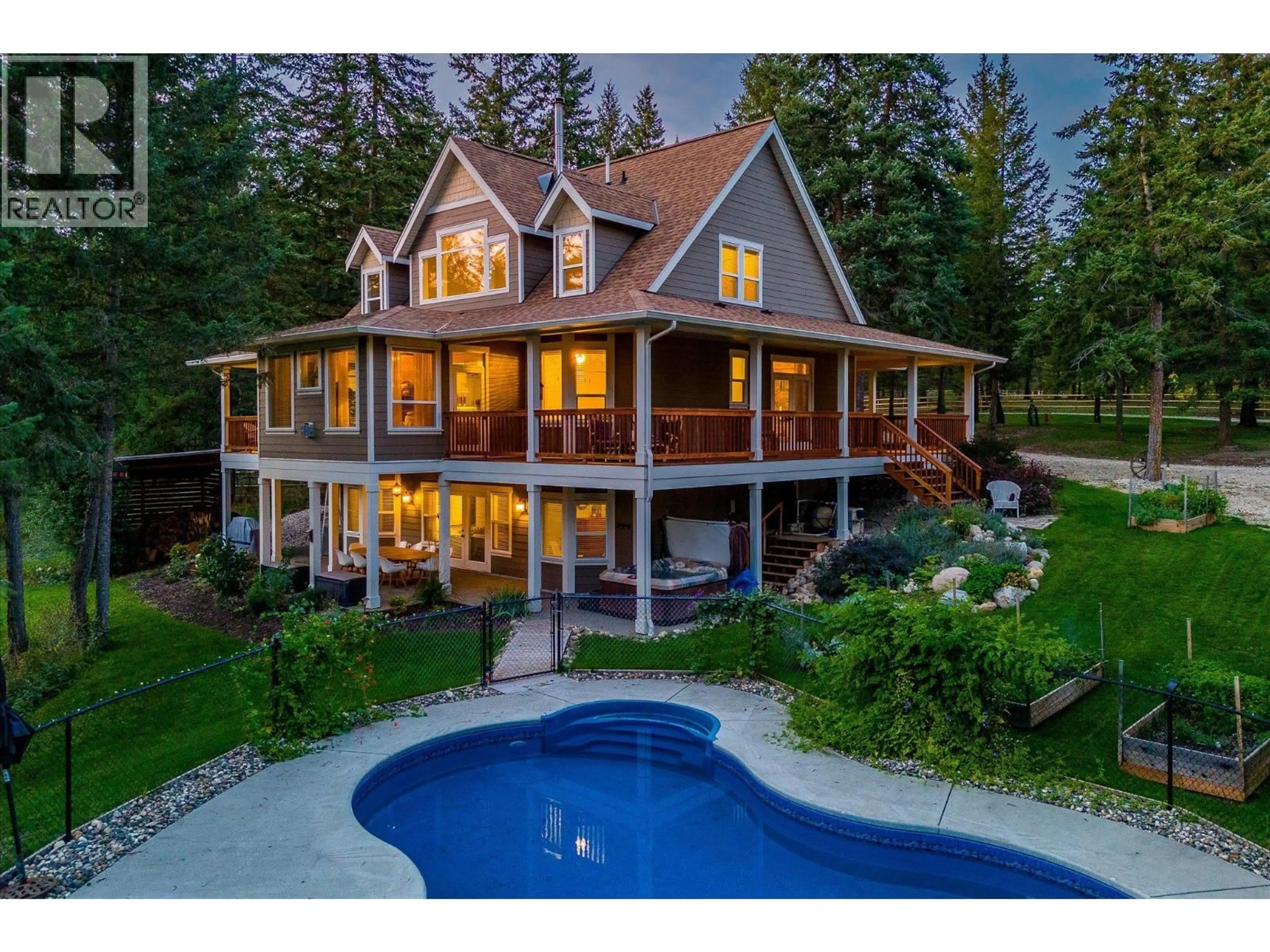 A pic from outside/outdoor area/front of a property/back of a property/a pic from drone, water/lake/river/ocean view for 192 LOUIE VIEW DRIVE, Lumby British Columbia V0E2G1