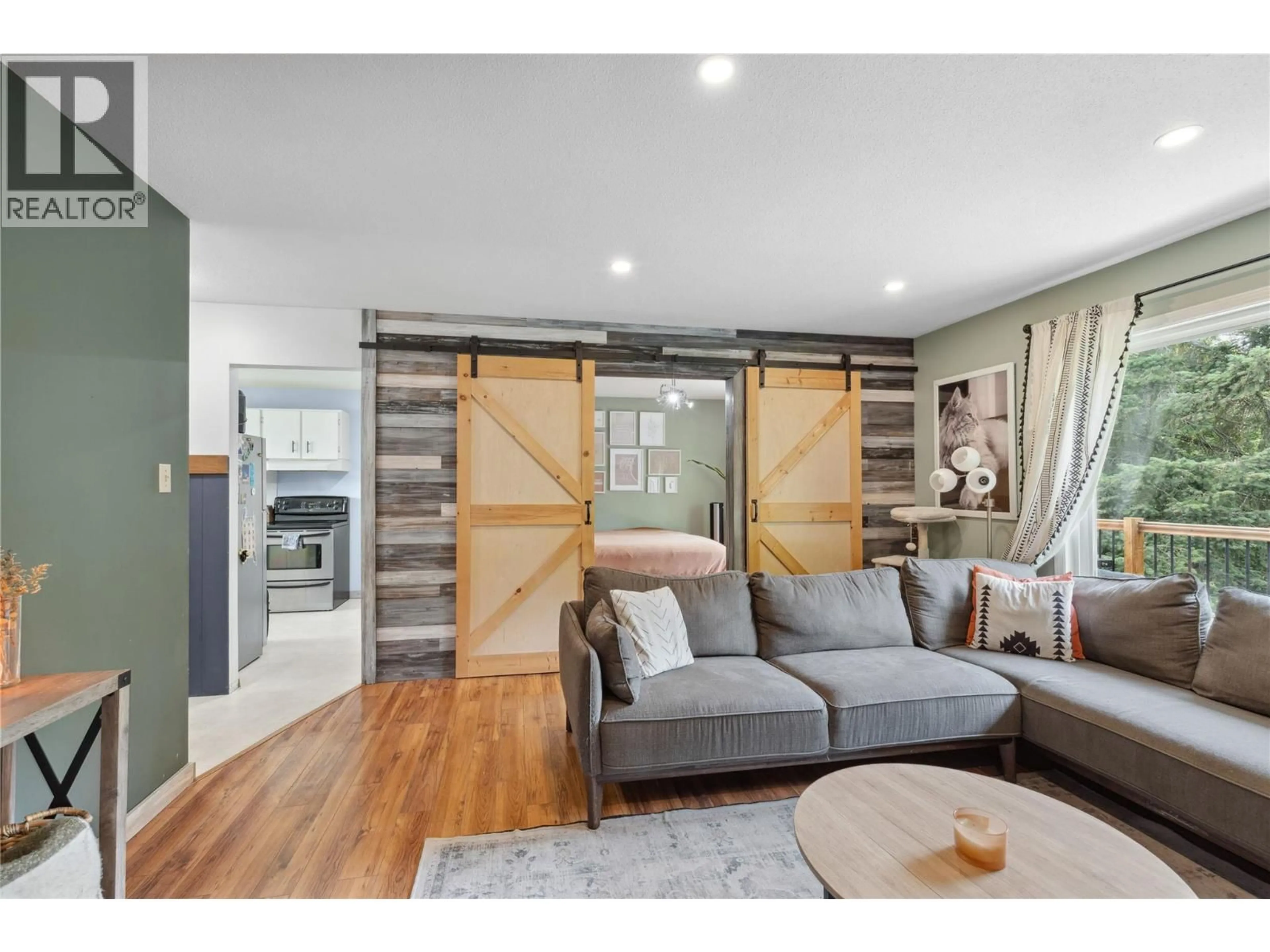 Unknown for 2861 5 AVENUE SOUTHEAST, Salmon Arm British Columbia V1E2H1