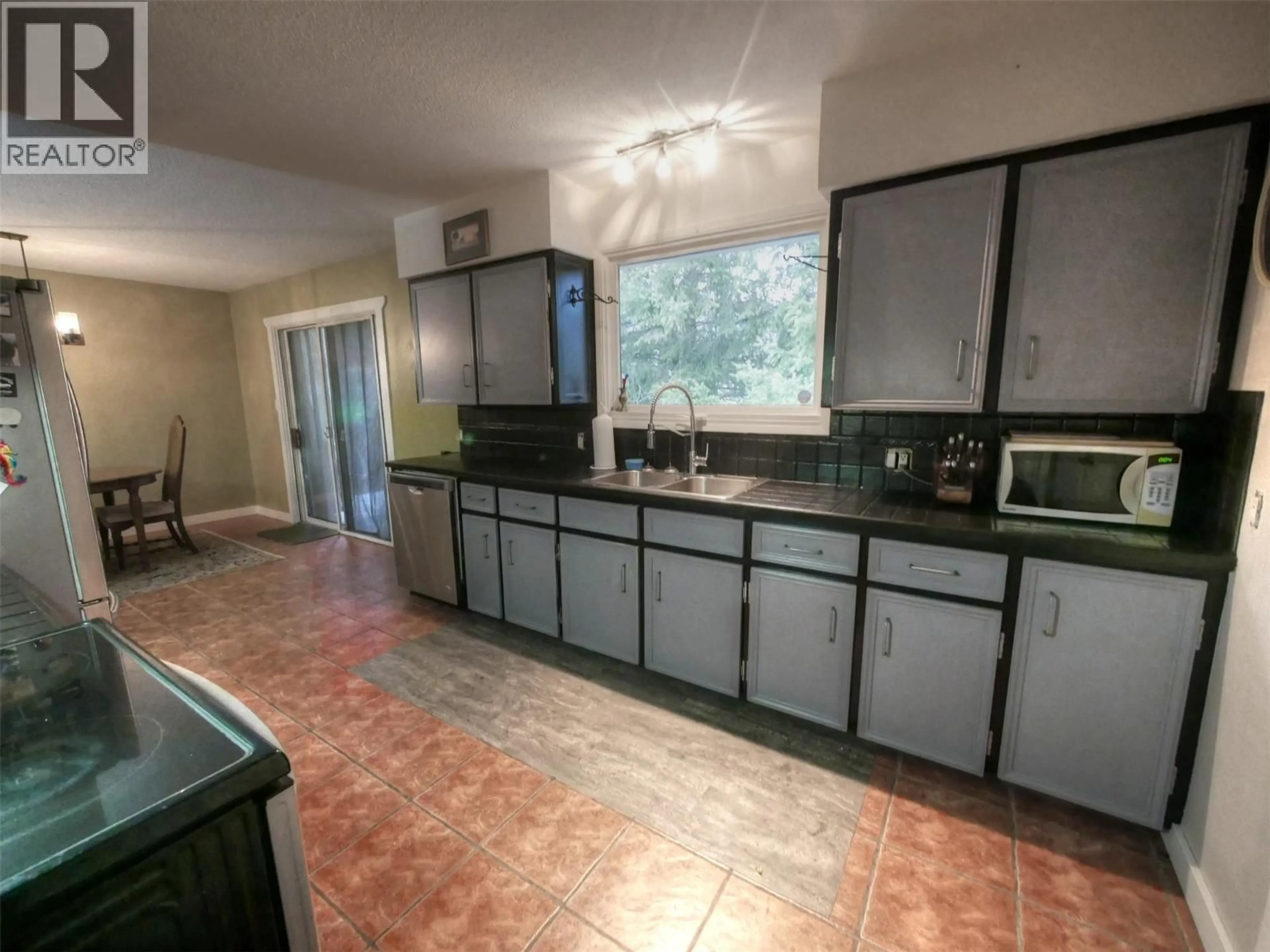 Unknown for 1895 COLUMBIA GARDENS ROAD, Fruitvale British Columbia V0G1L0