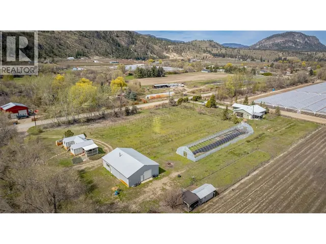 7231 ISLAND ROAD, Oliver 5