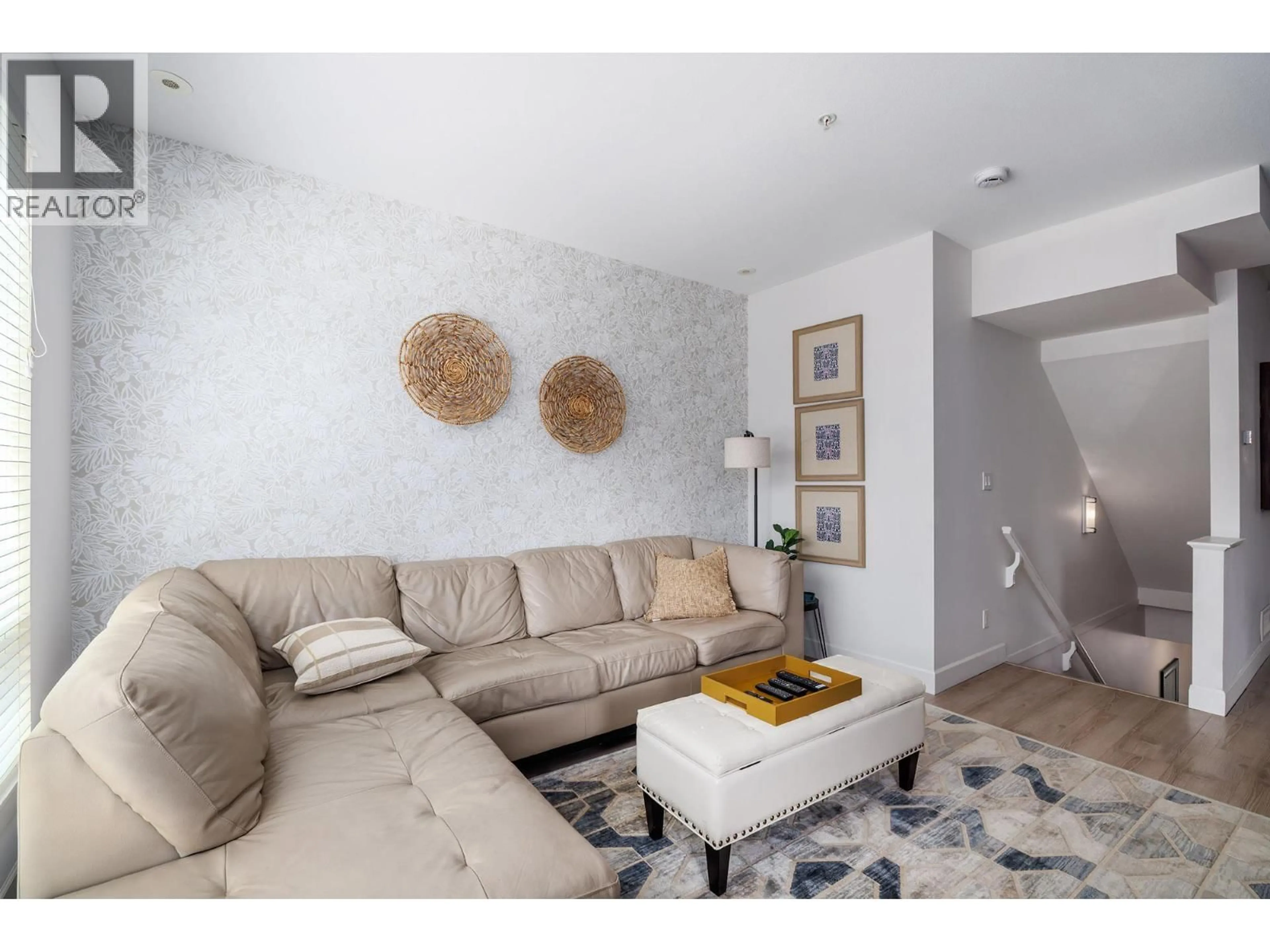 Living room with furniture, unknown for 14 - 3416 SCOTT ROAD, Kelowna British Columbia V1W3H3