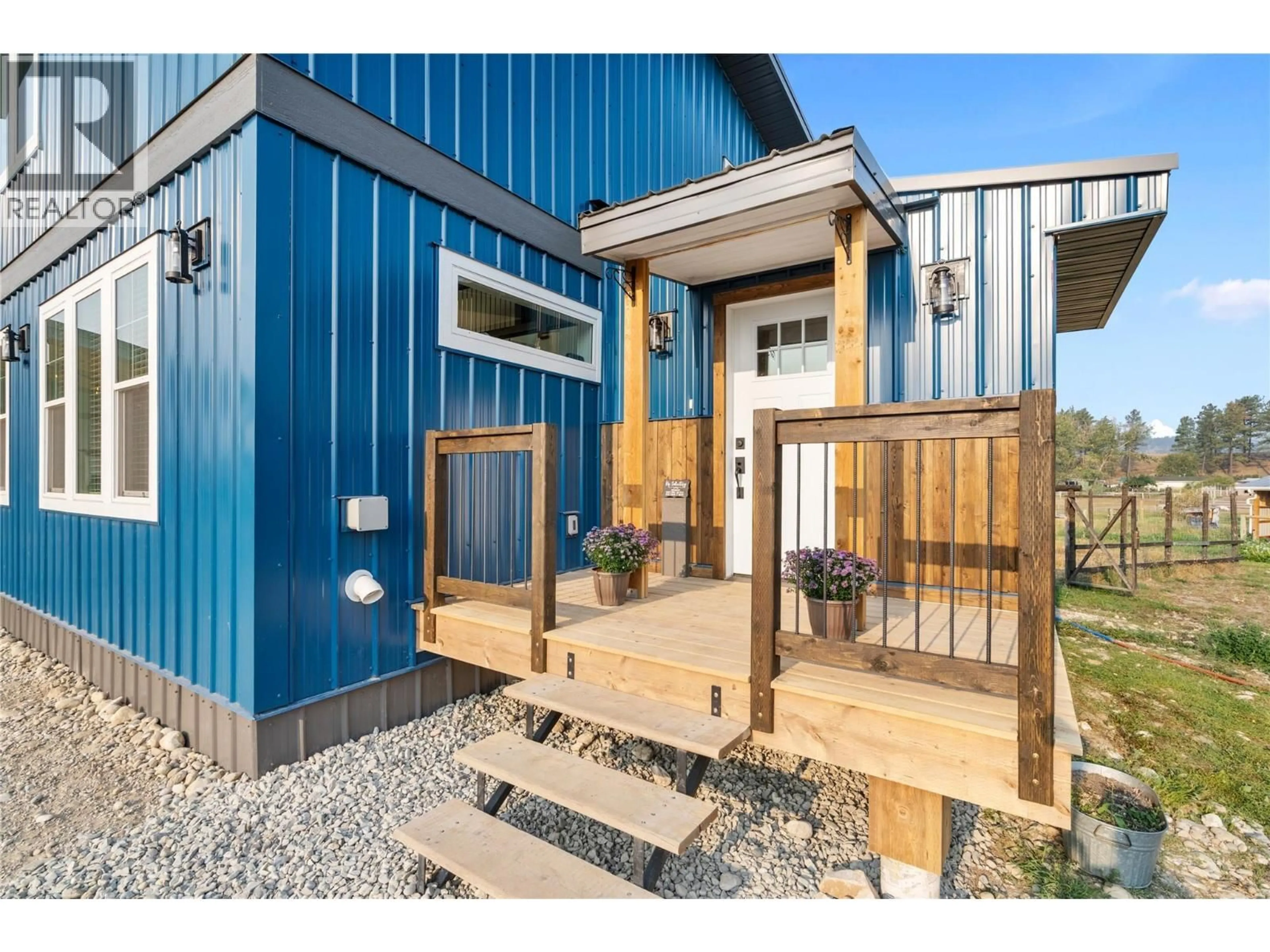 Home with vinyl exterior material, unknown for 5469 RIVERVIEW FRONTAGE ROAD, Ta Ta Creek British Columbia V0B2H0