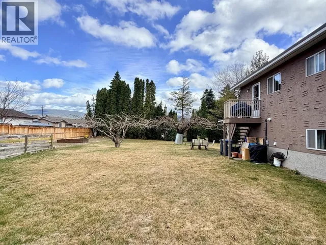 11102 SCOTT STREET, Summerland 4