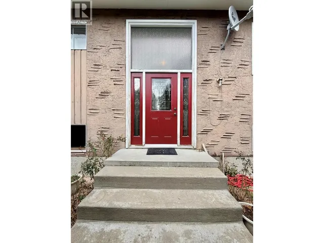 11102 SCOTT STREET, Summerland 5