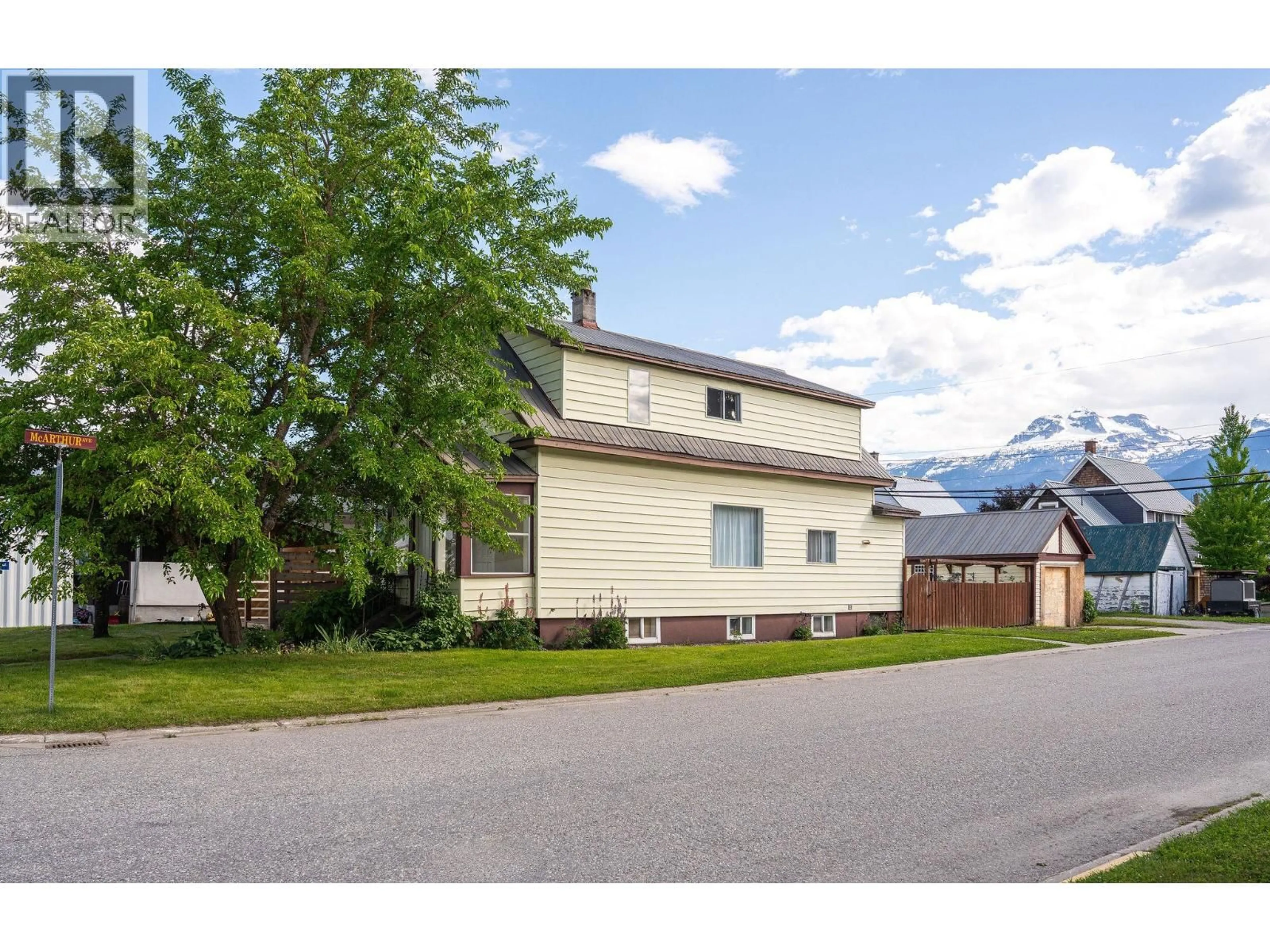 Unknown for 301 THIRD STREET EAST, Revelstoke British Columbia V0E2S0