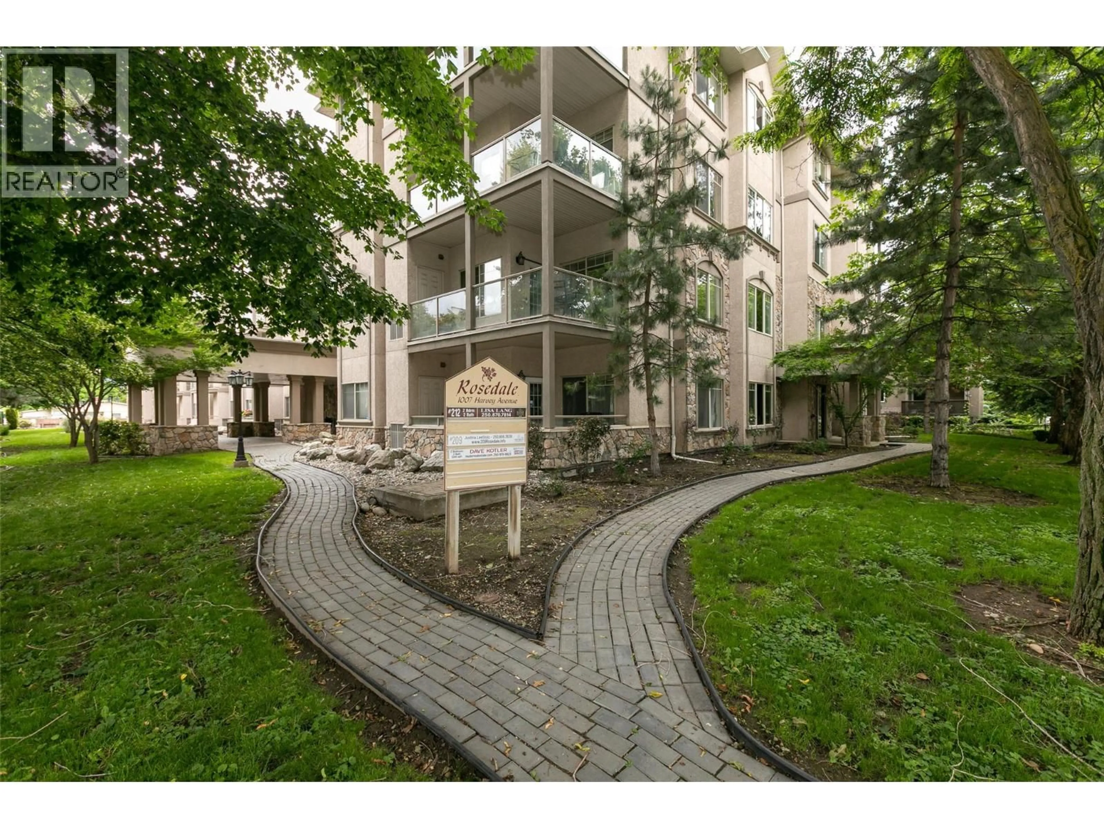 Patio, street for 208 - 1007 HARVEY AVENUE, Kelowna British Columbia V1Y6B1