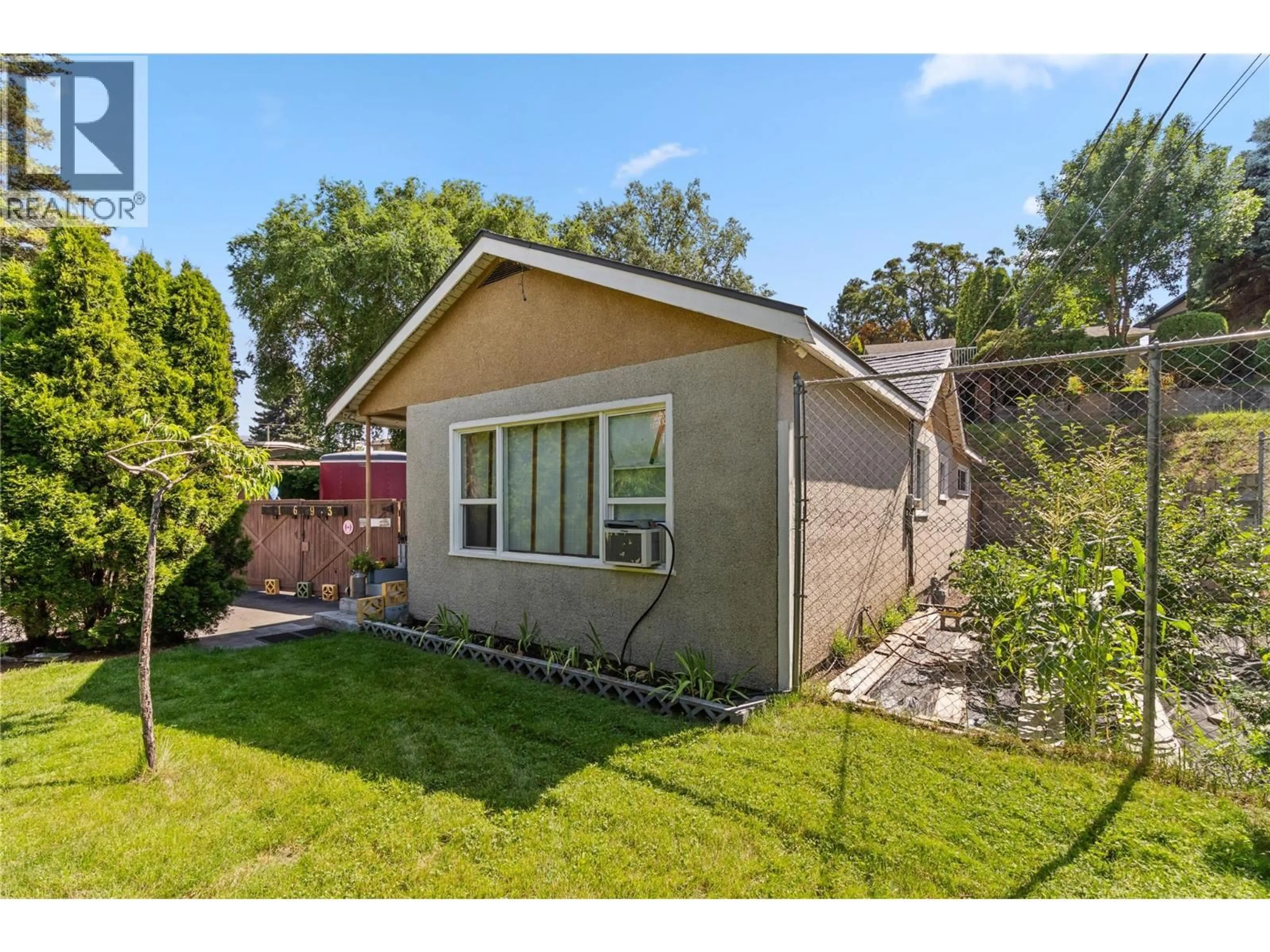 Unknown for 1693 VALLEYVIEW DRIVE, Kamloops British Columbia V2C4B6