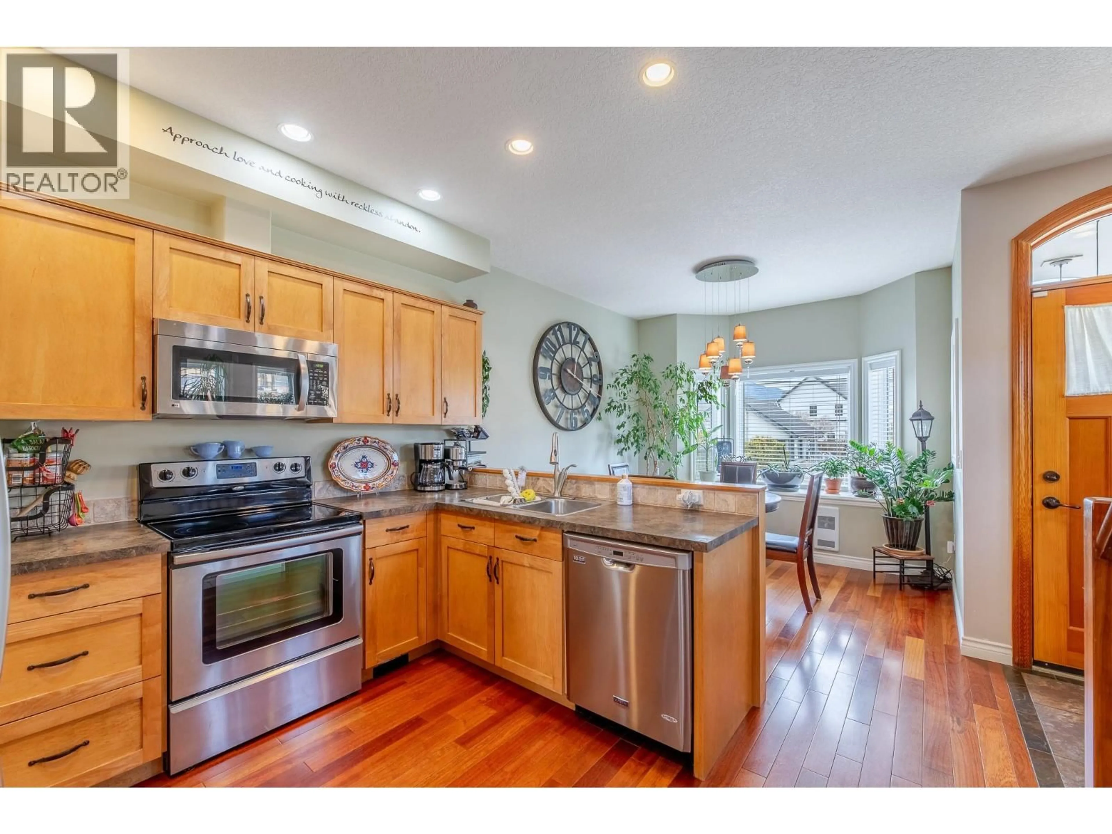 Open concept kitchen, unknown for 114 LAKEVIEW STREET, Penticton British Columbia V2A5R8