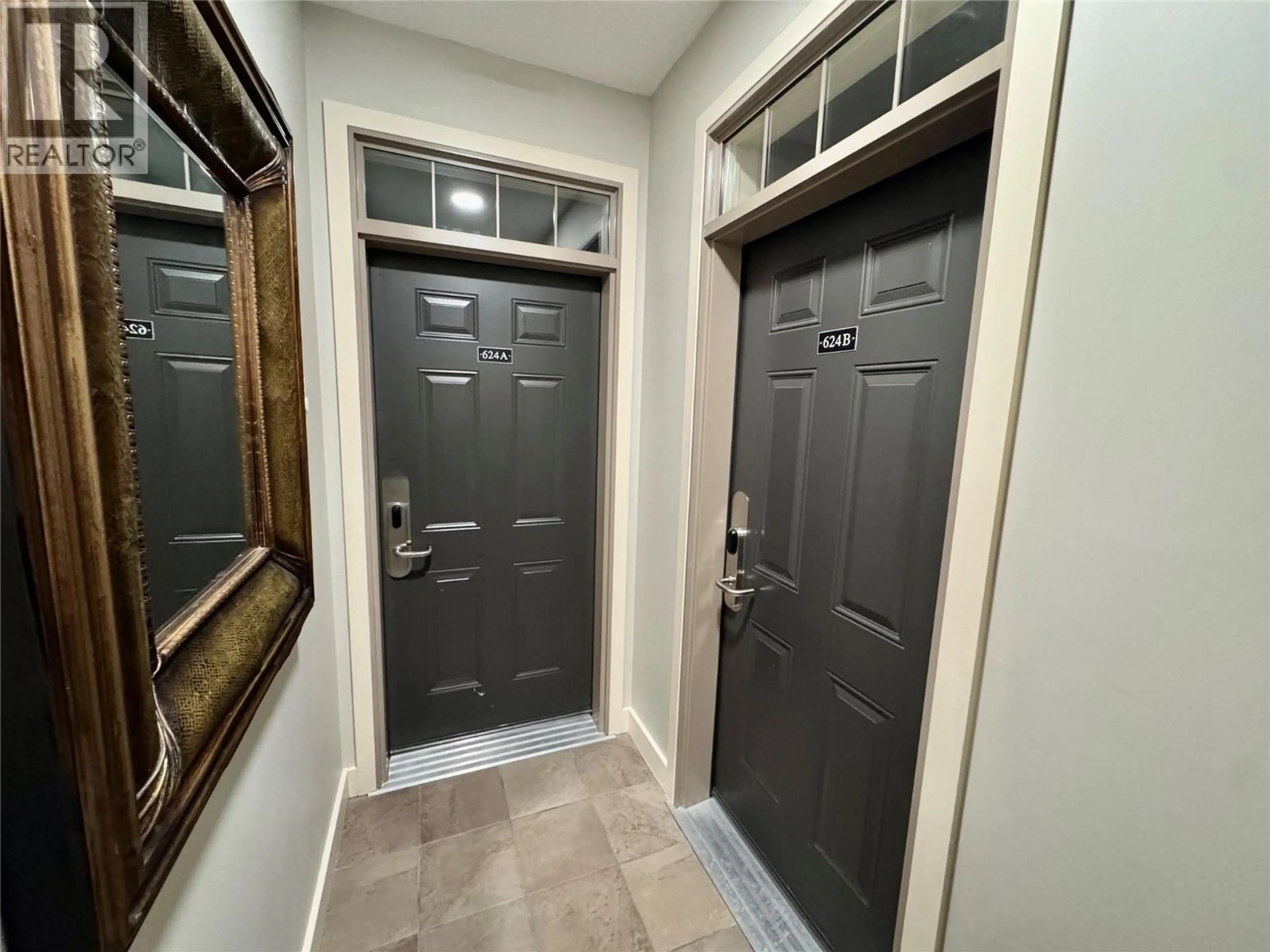 Indoor entryway for 624C - 600 BIGHORN BOULEVARD, Radium Hot Springs British Columbia V0A1M0